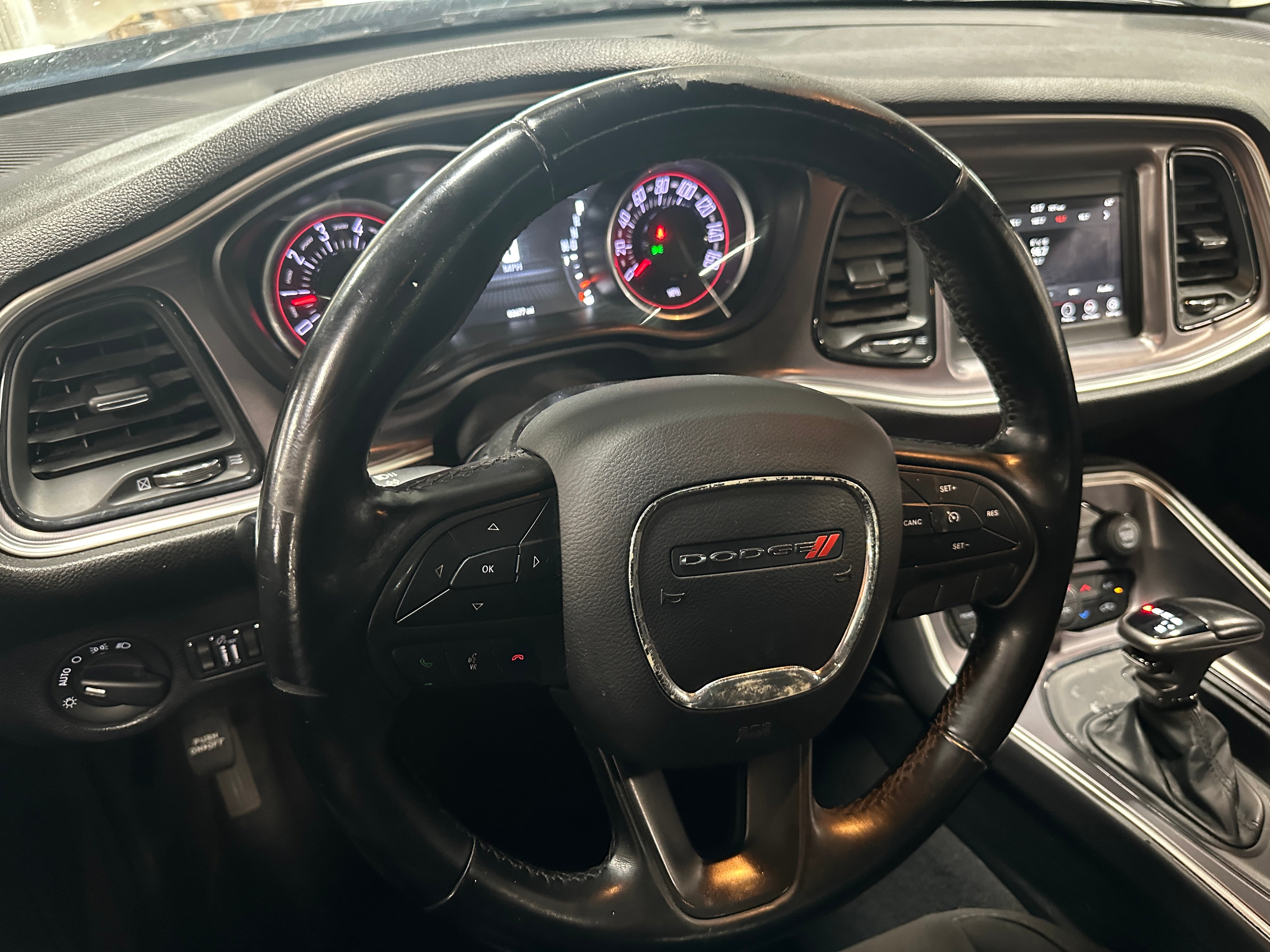 2019 Dodge Challenger SXT 4