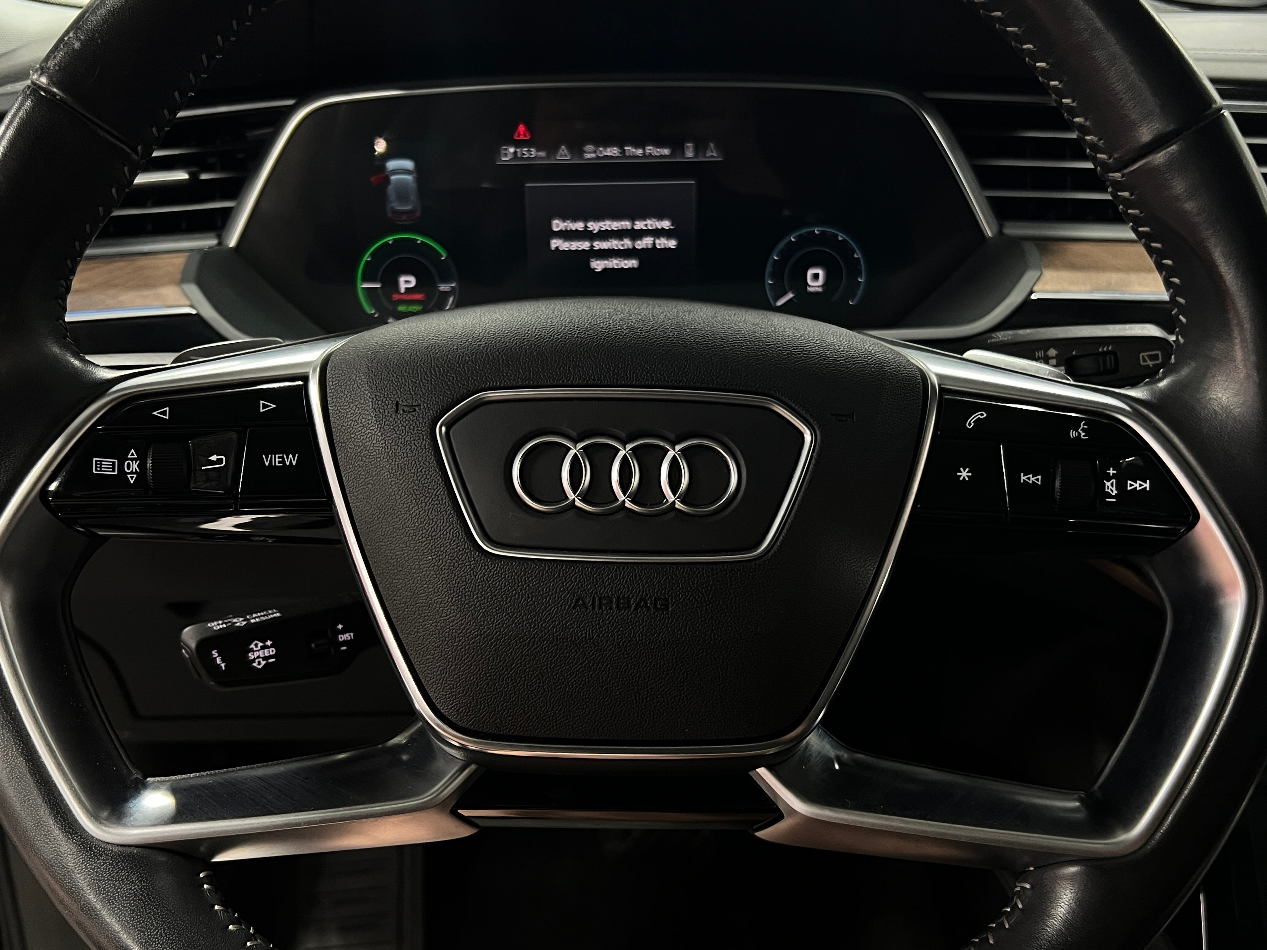 2019 Audi e-tron Prestige 4