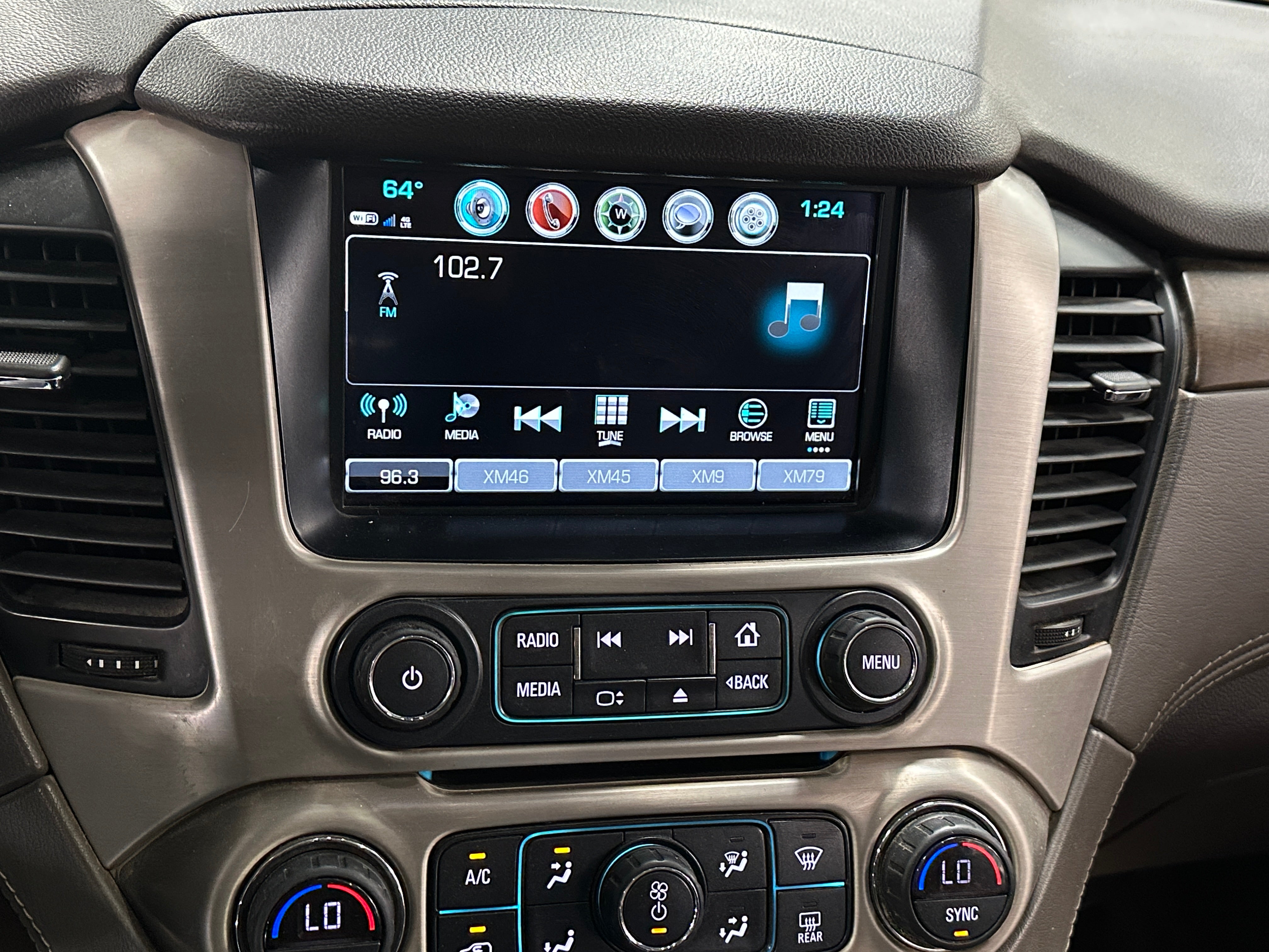 2018 GMC Yukon Denali 3
