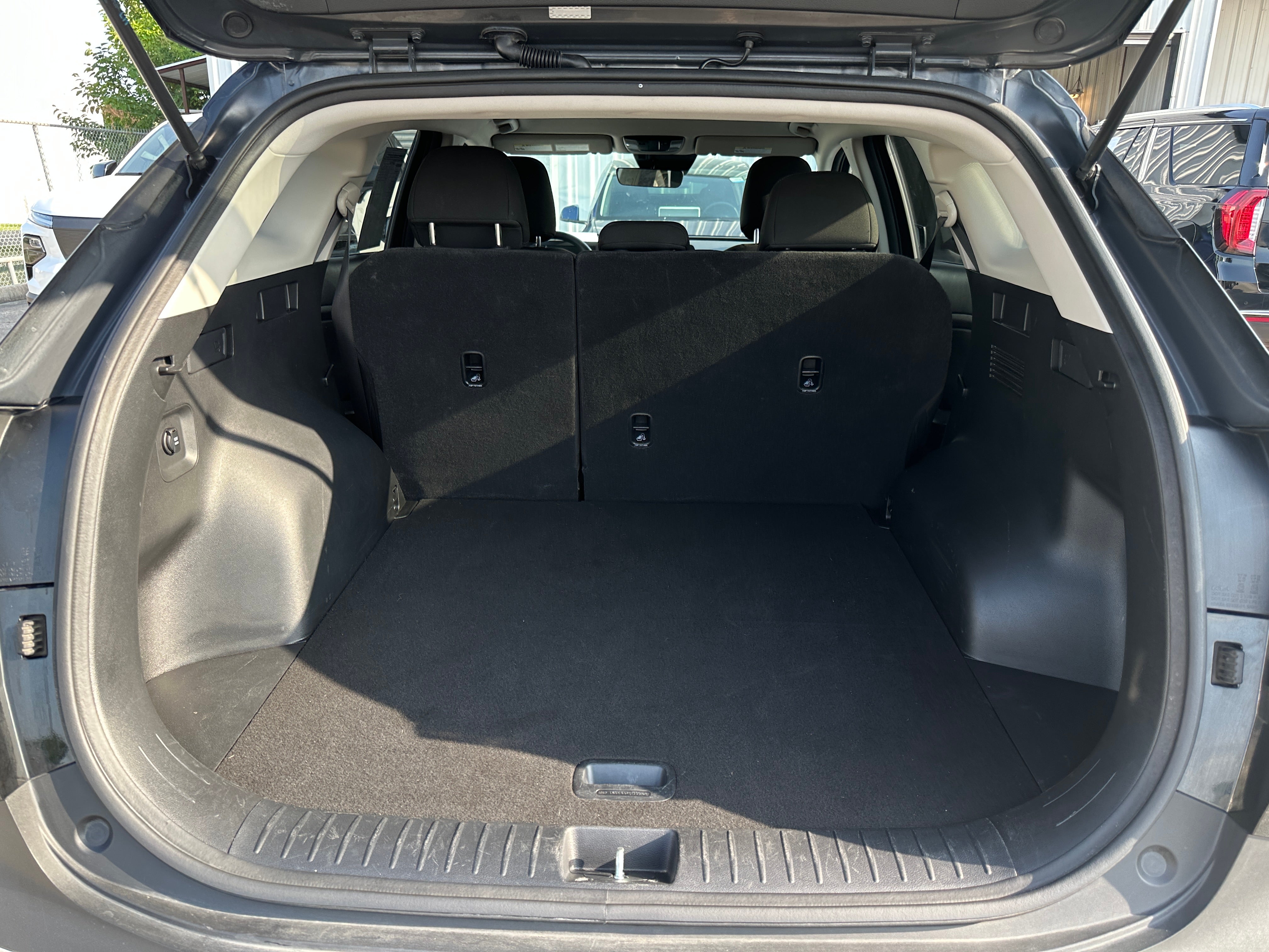 2024 Kia Sportage LX 7