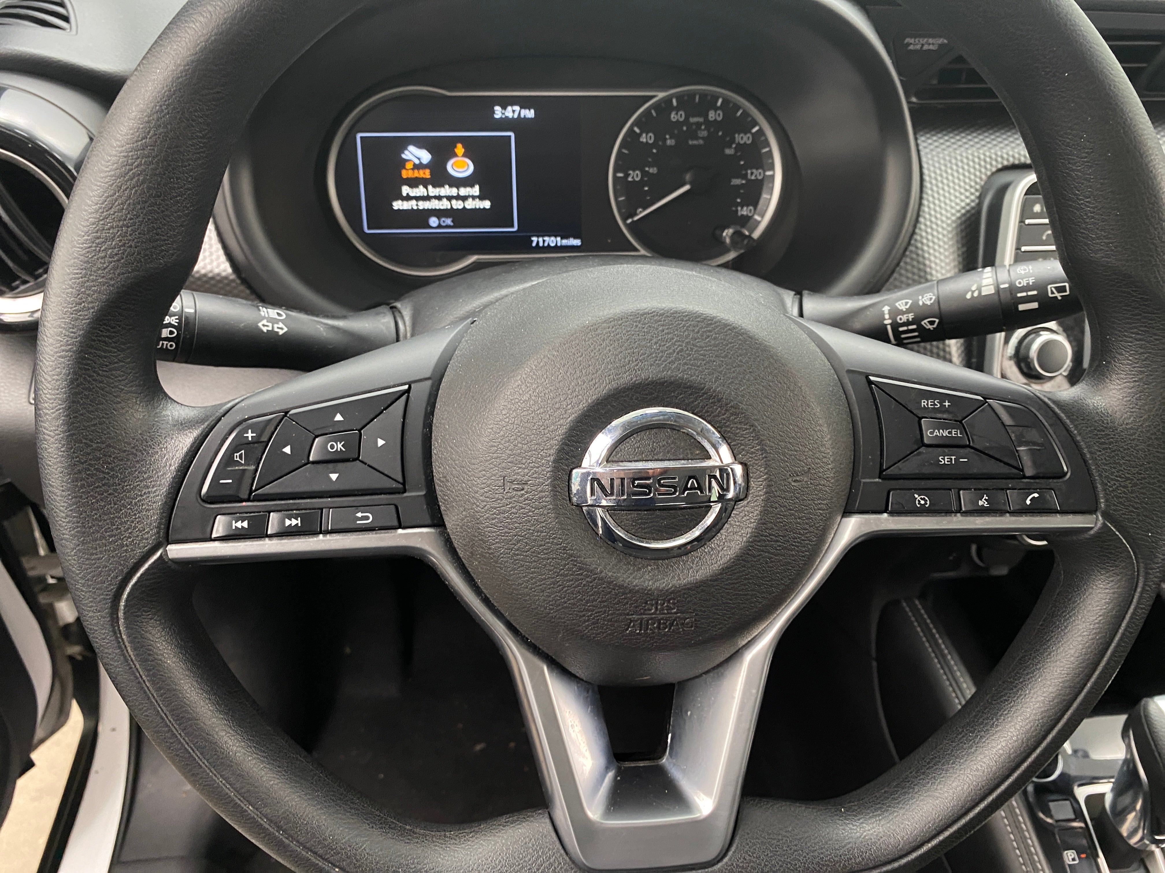 2019 Nissan Kicks SV 5