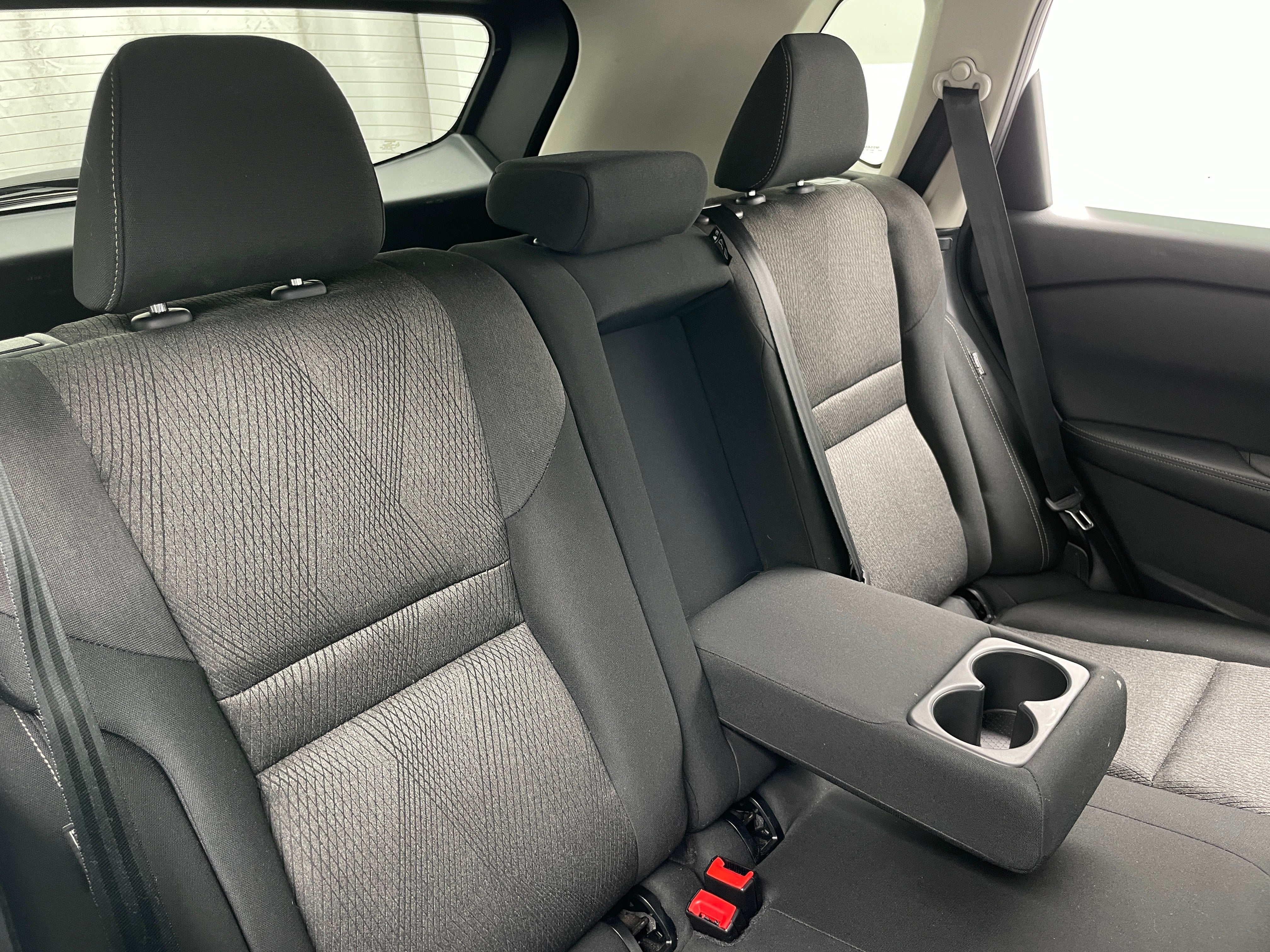 2024 Nissan Rogue SV 6