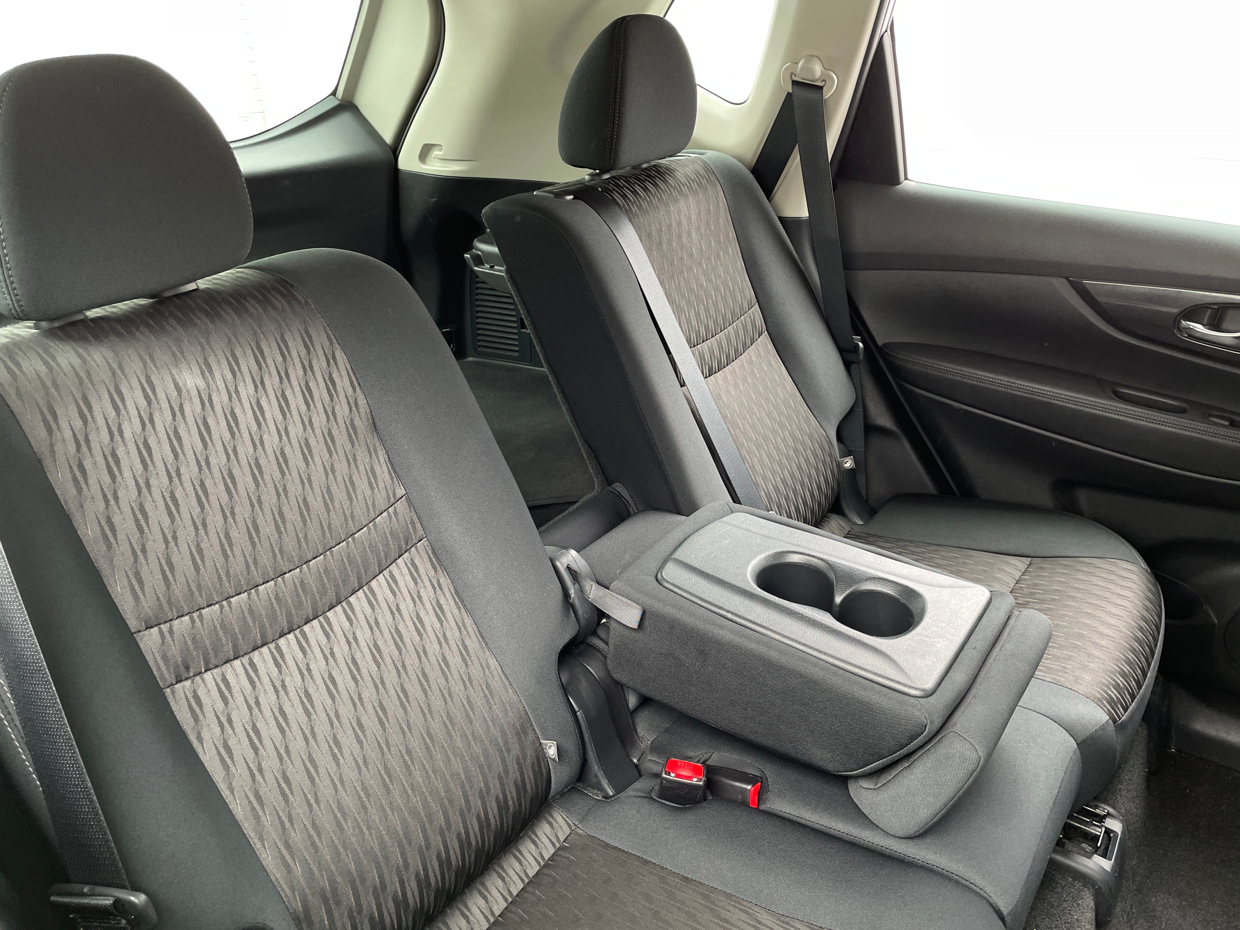 2018 Nissan Rogue S 6