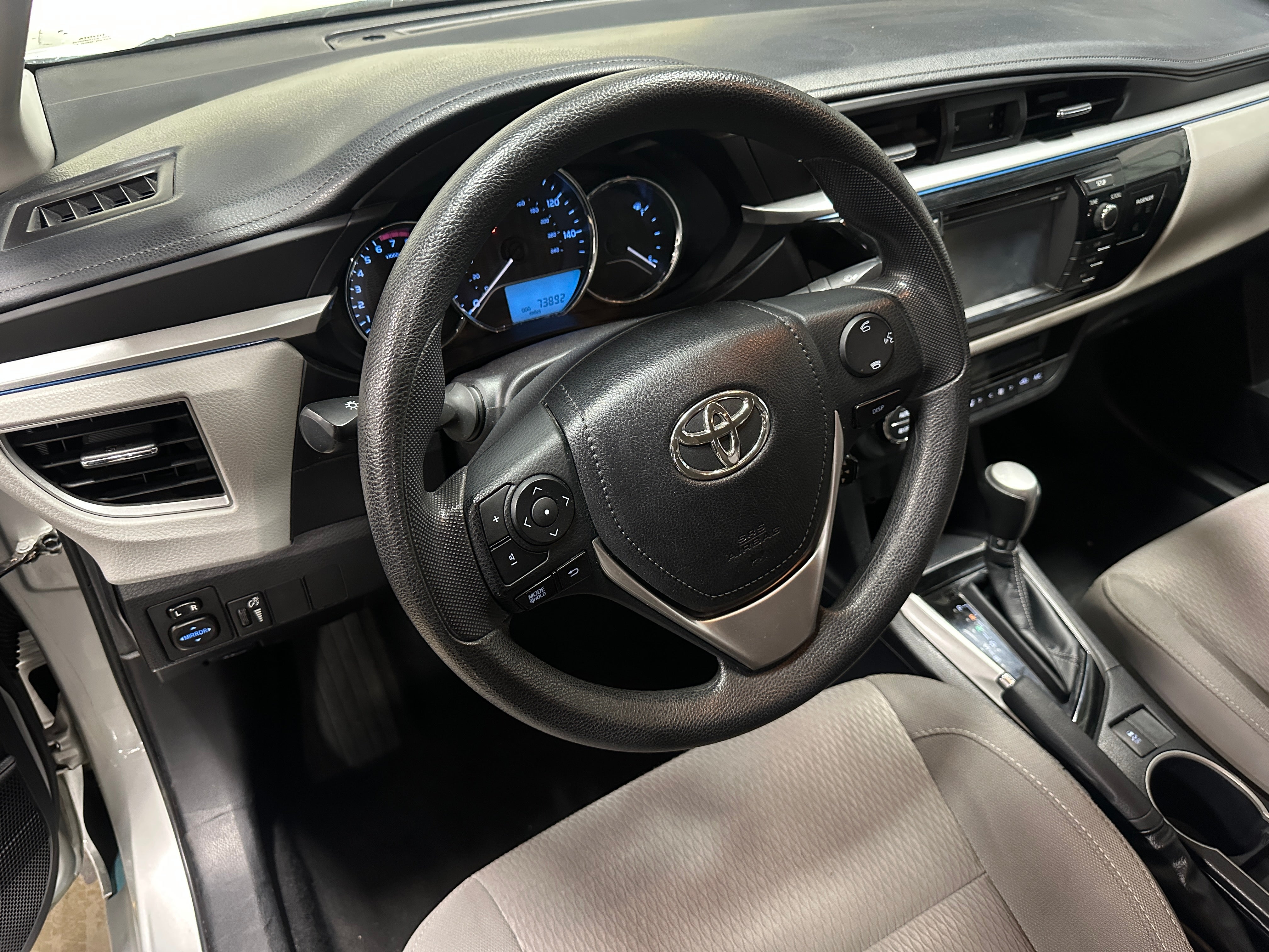 2015 Toyota Corolla LE 3