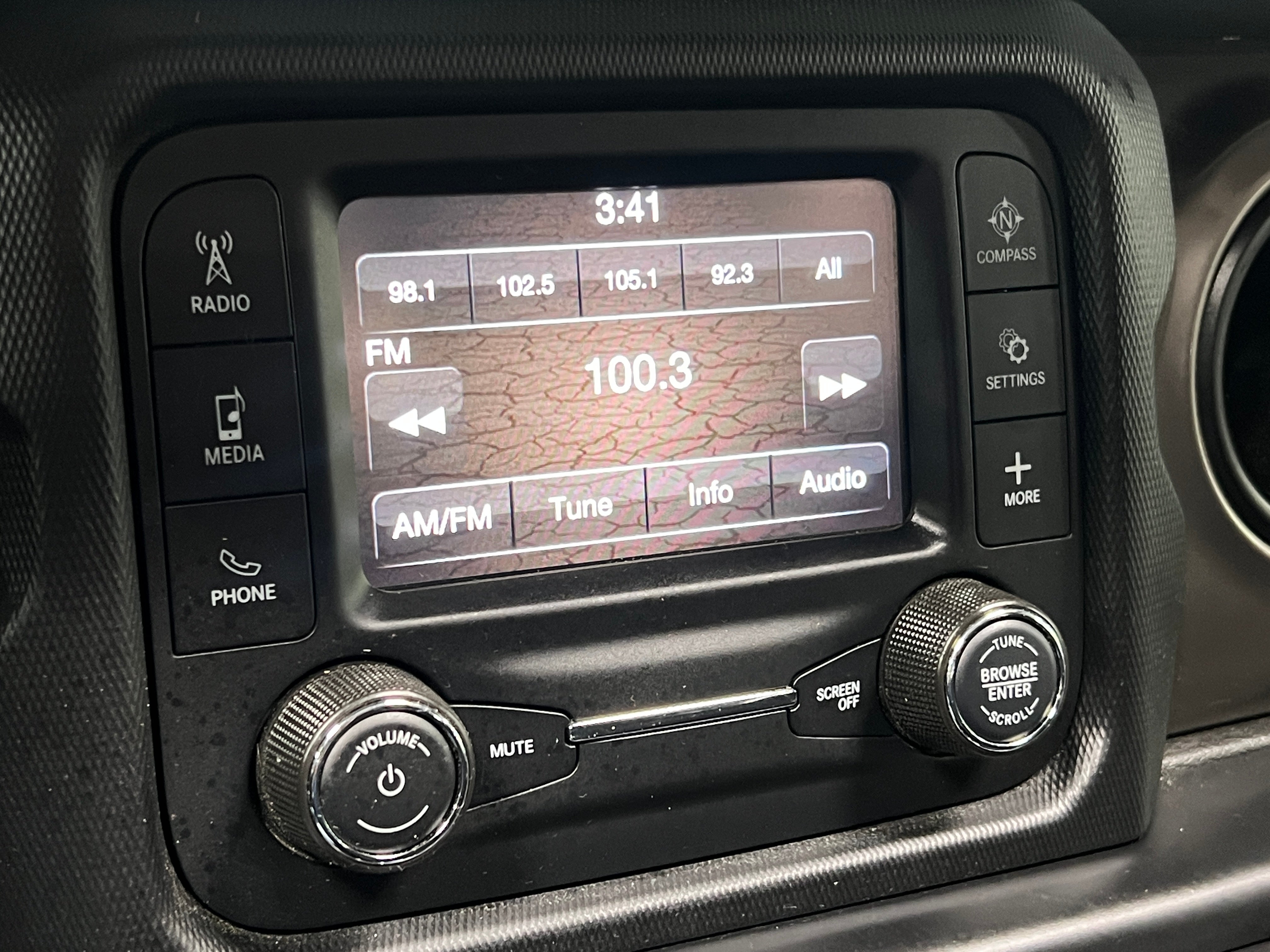 2020 Jeep Wrangler Sport 4