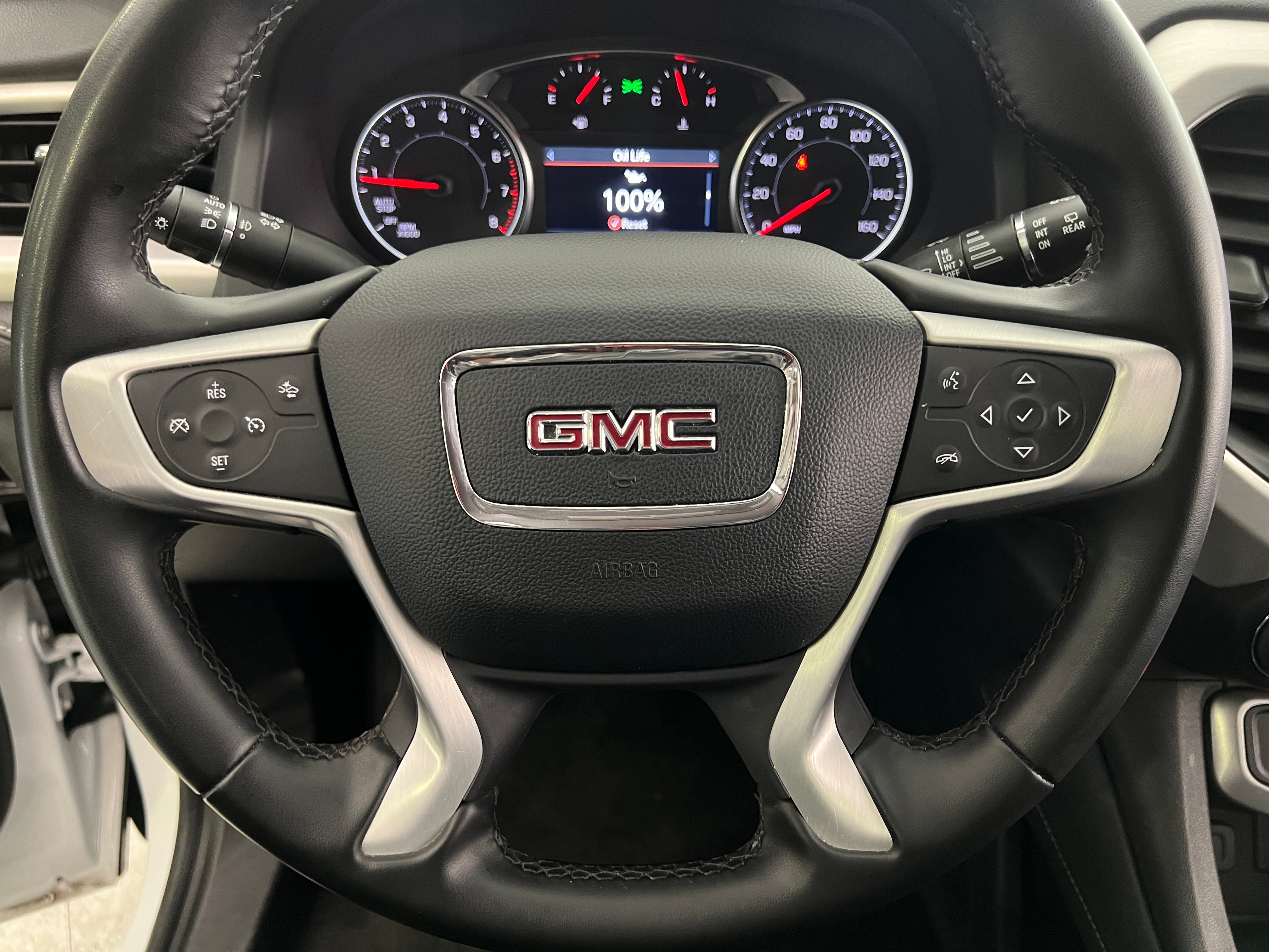 2023 GMC Acadia SLT 5