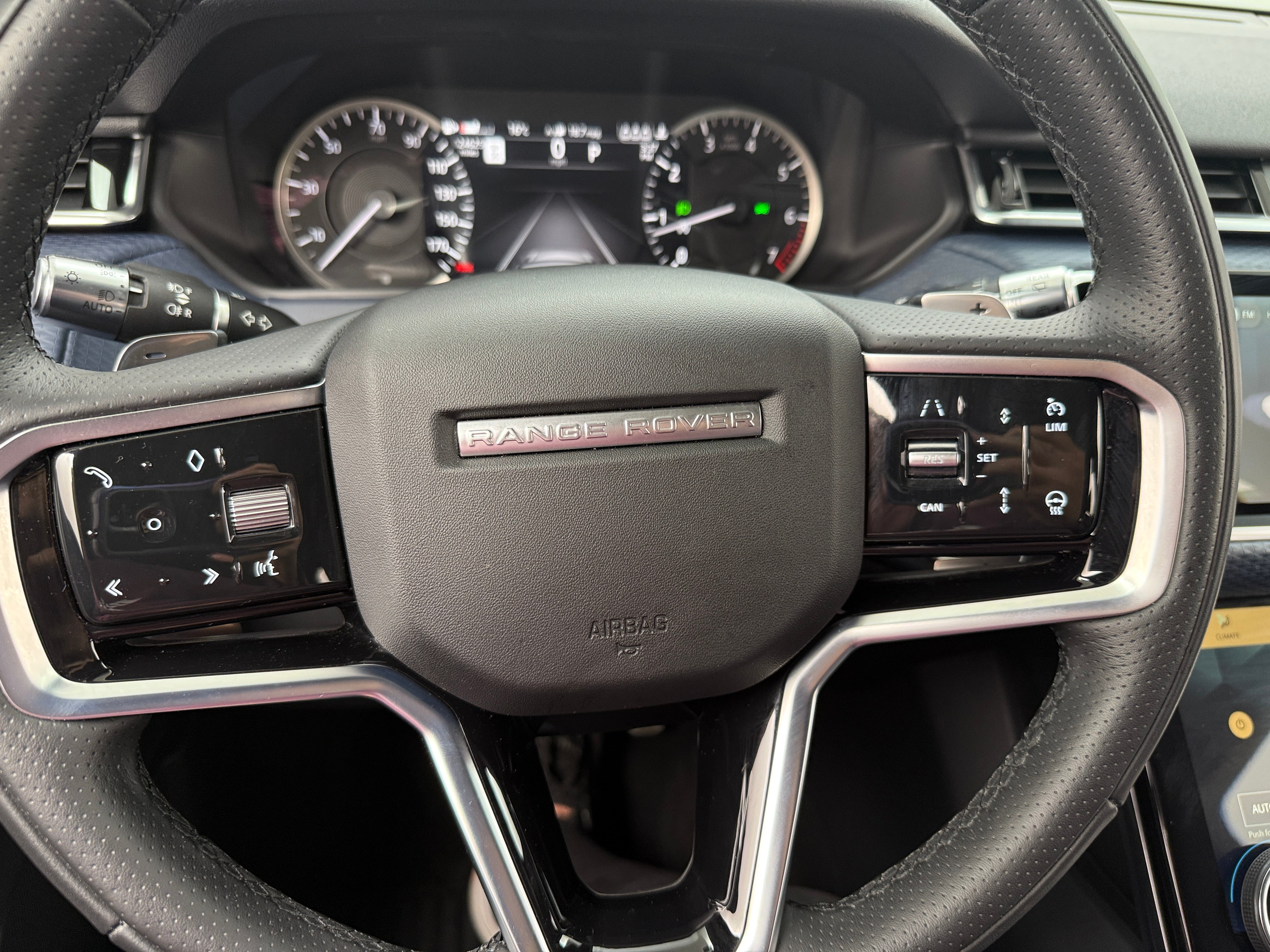 2022 Land Rover Range Rover Velar R-Dynamic S 4