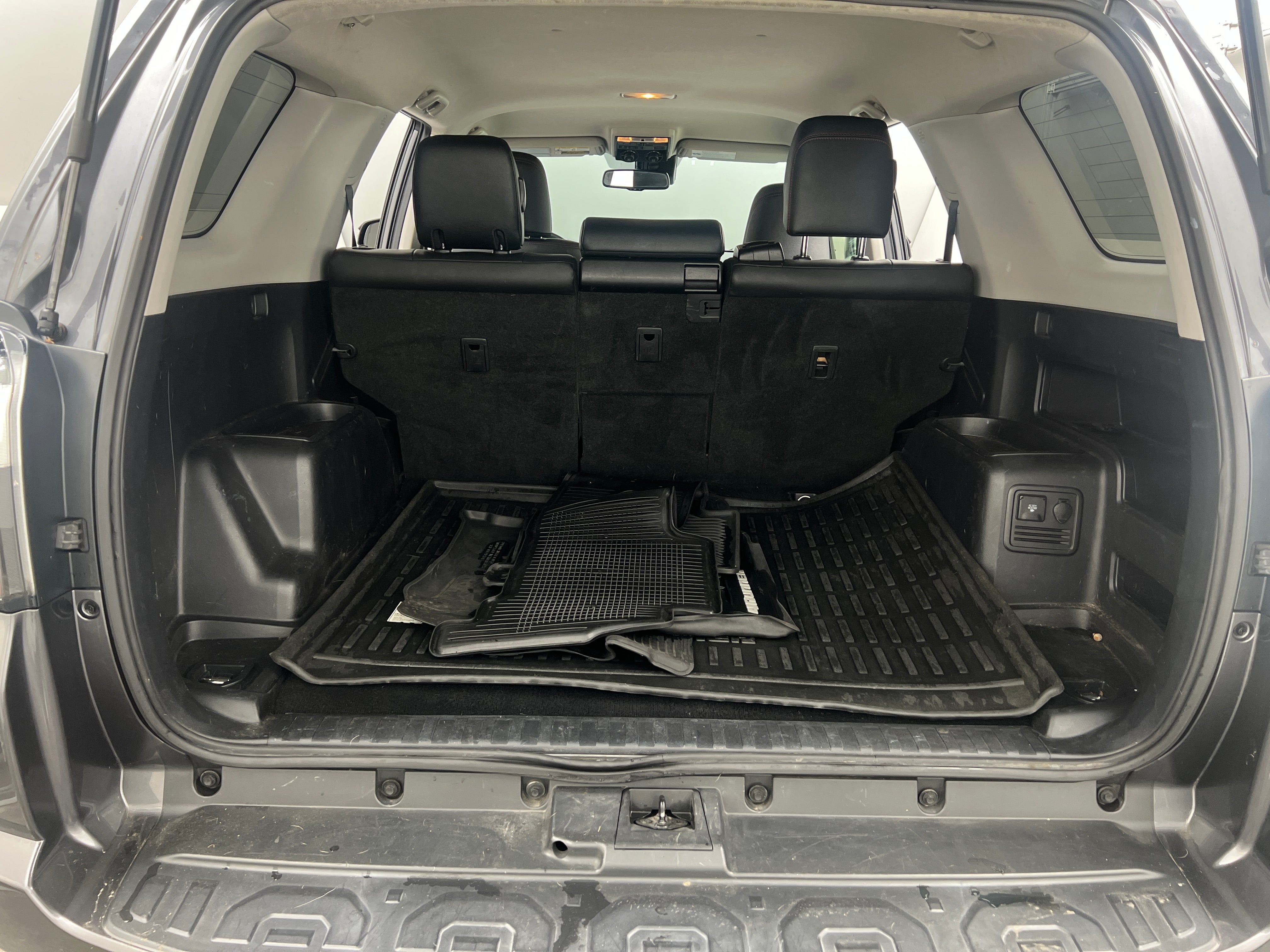 2020 Toyota 4Runner Venture 6