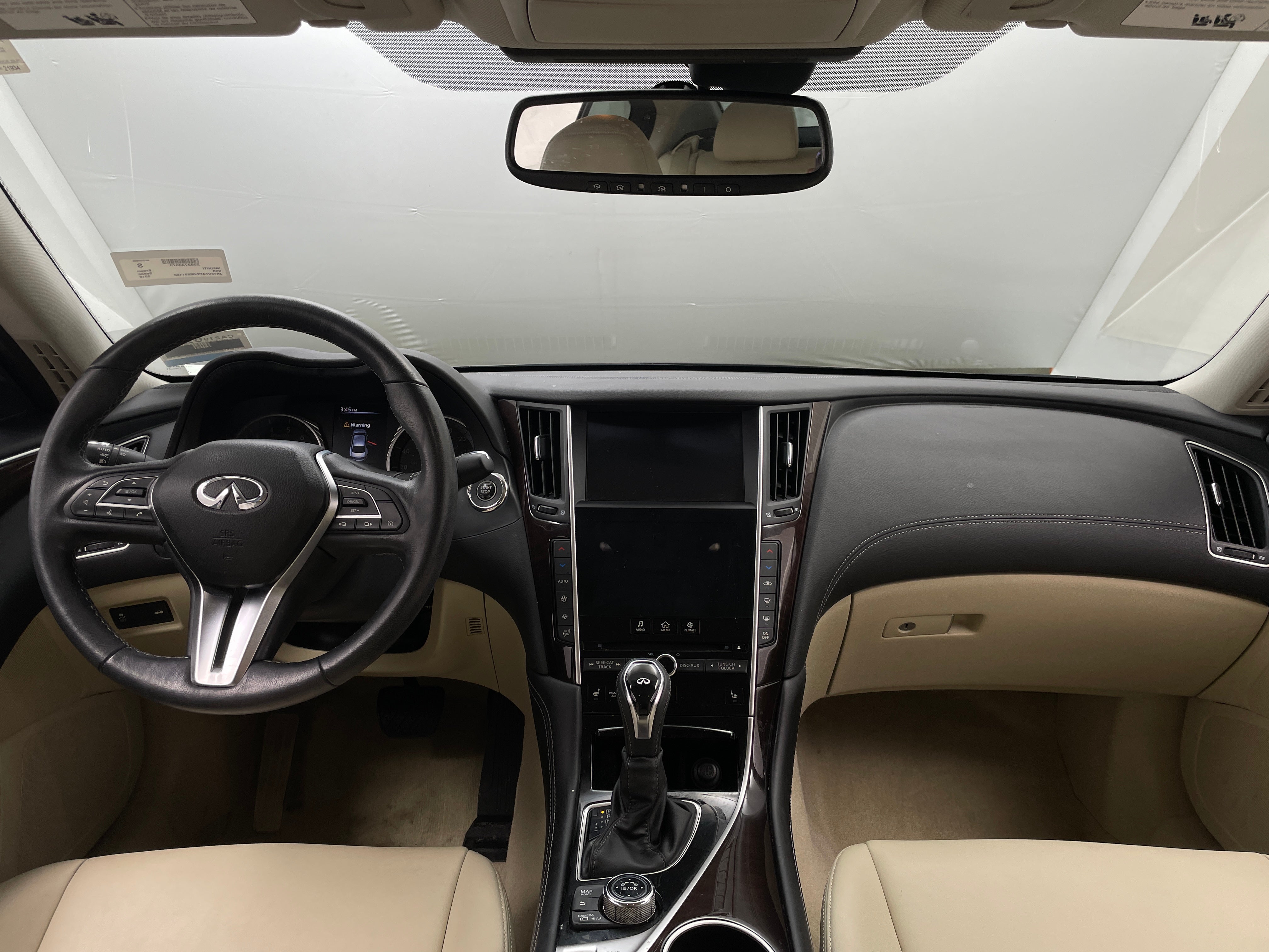 2018 INFINITI Q50 Luxe 2