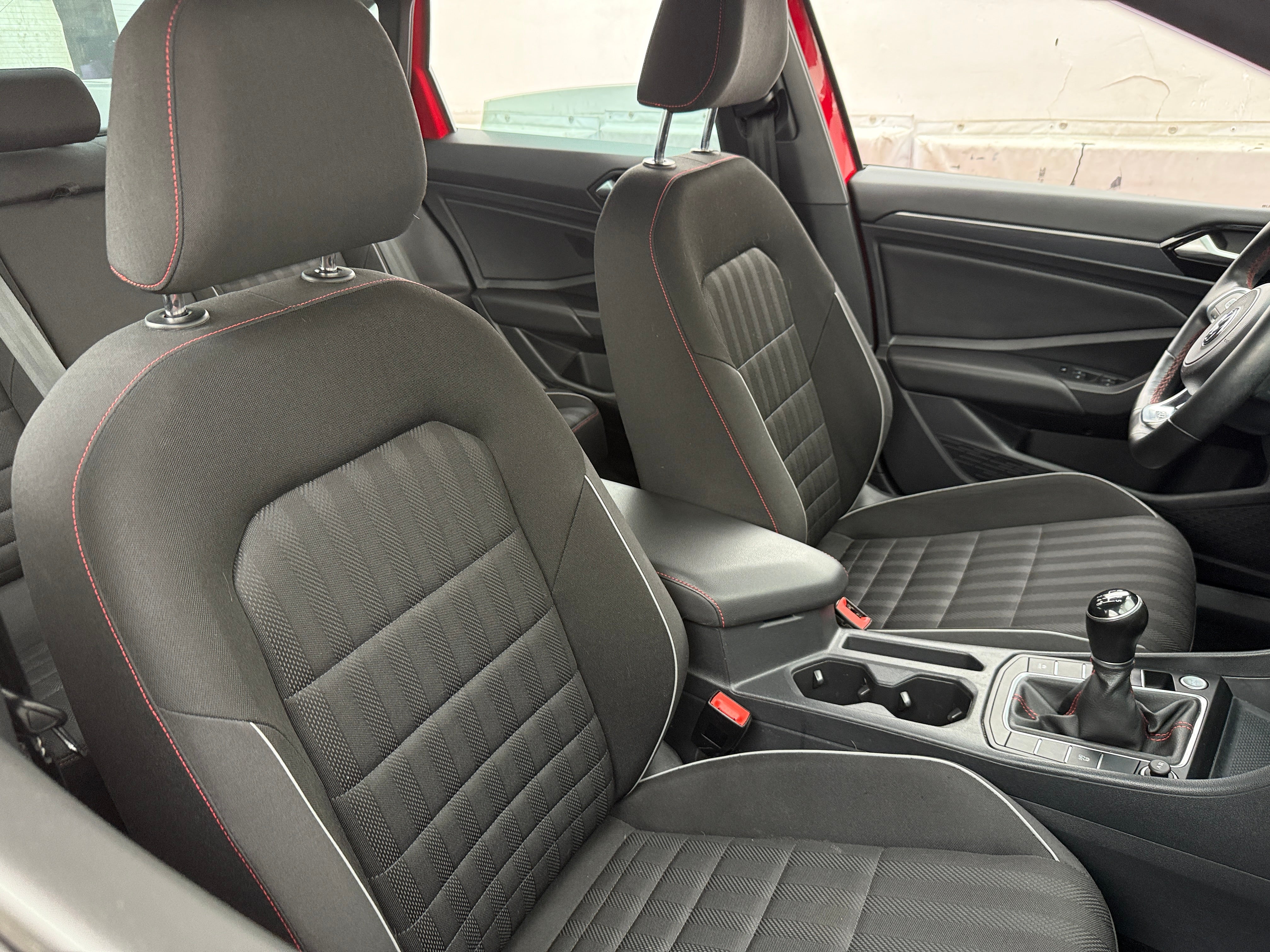 2019 Volkswagen Jetta GLI S 2