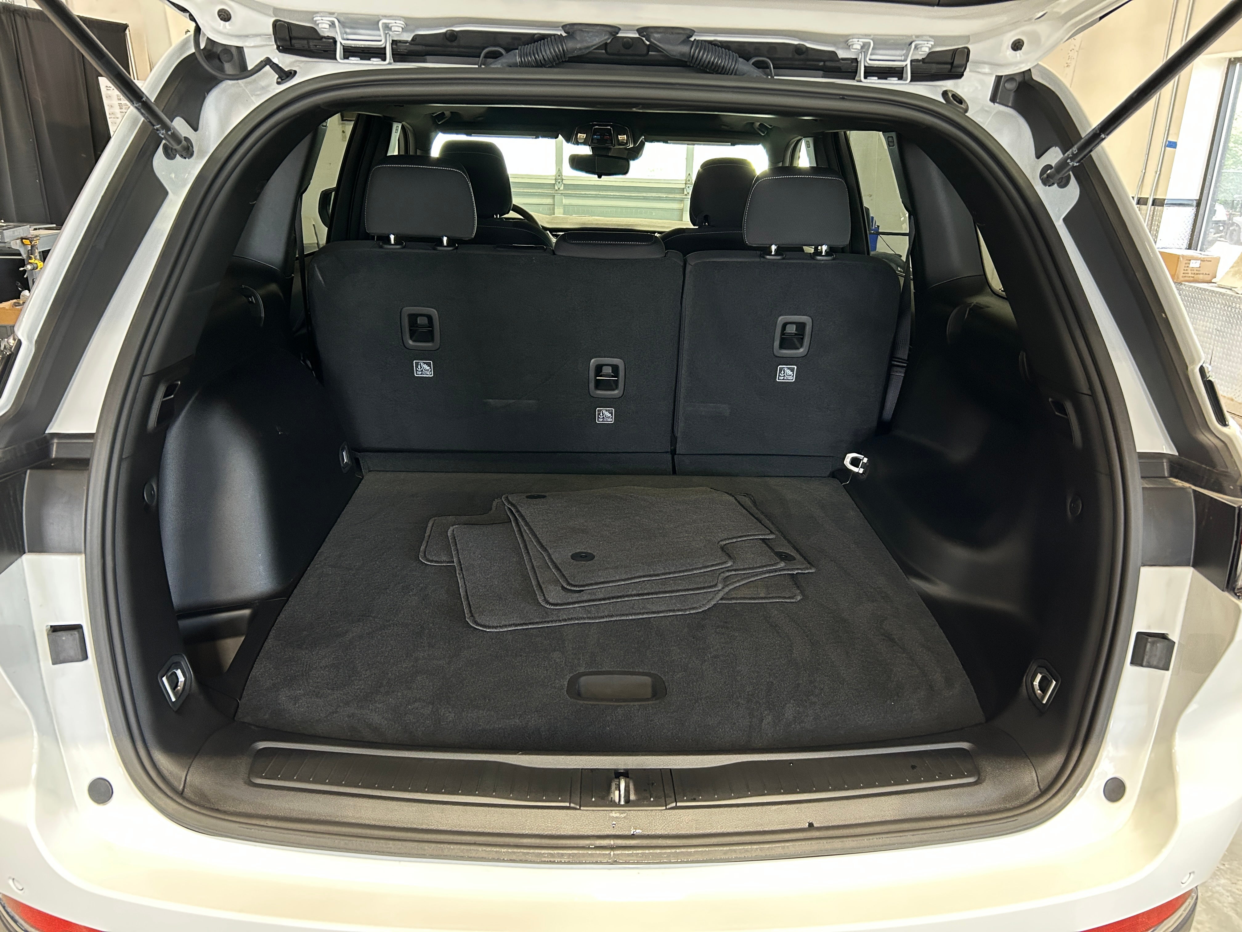 2024 Jeep Grand Cherokee Laredo 7