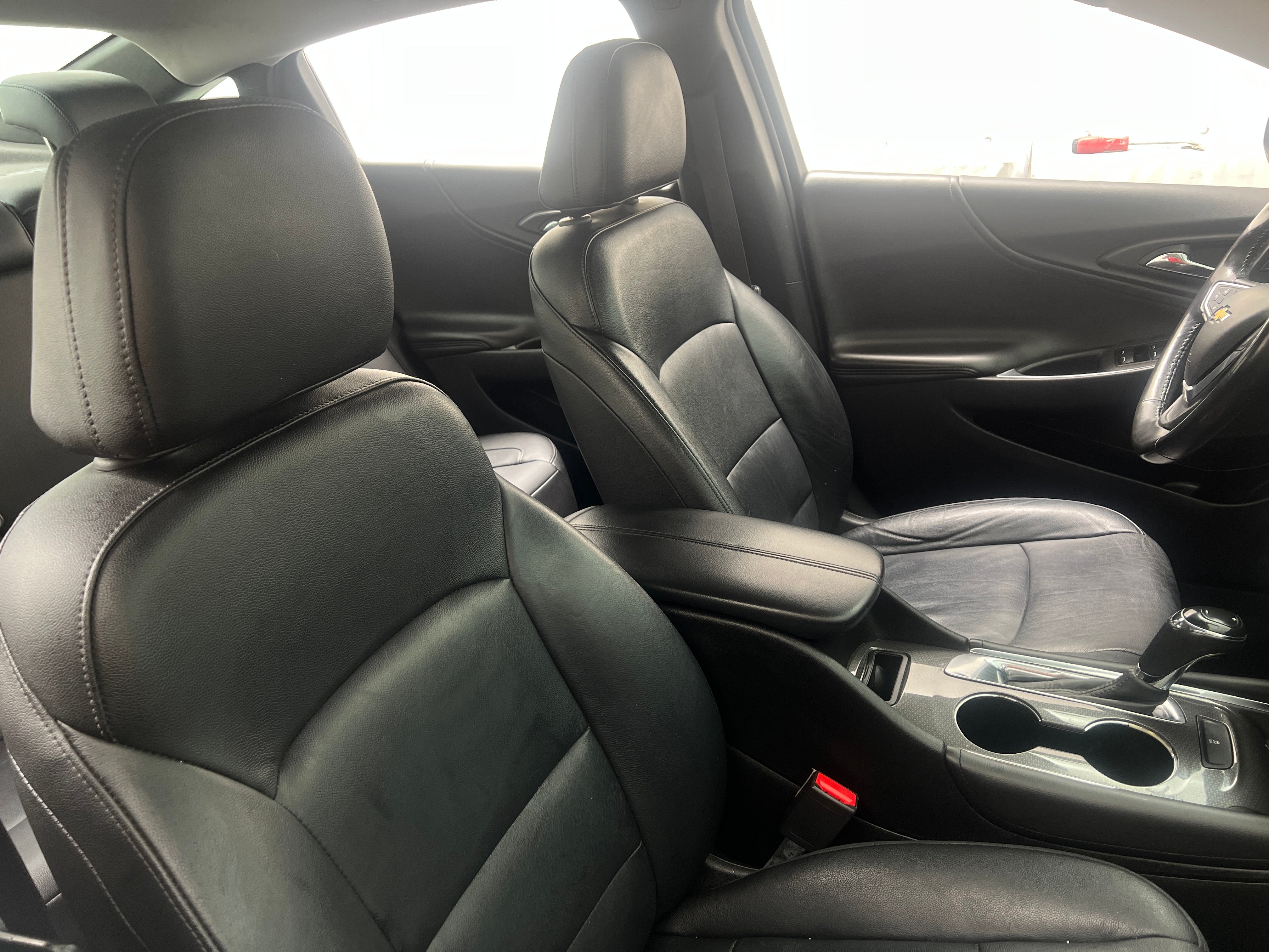2018 Chevrolet Malibu LT 2