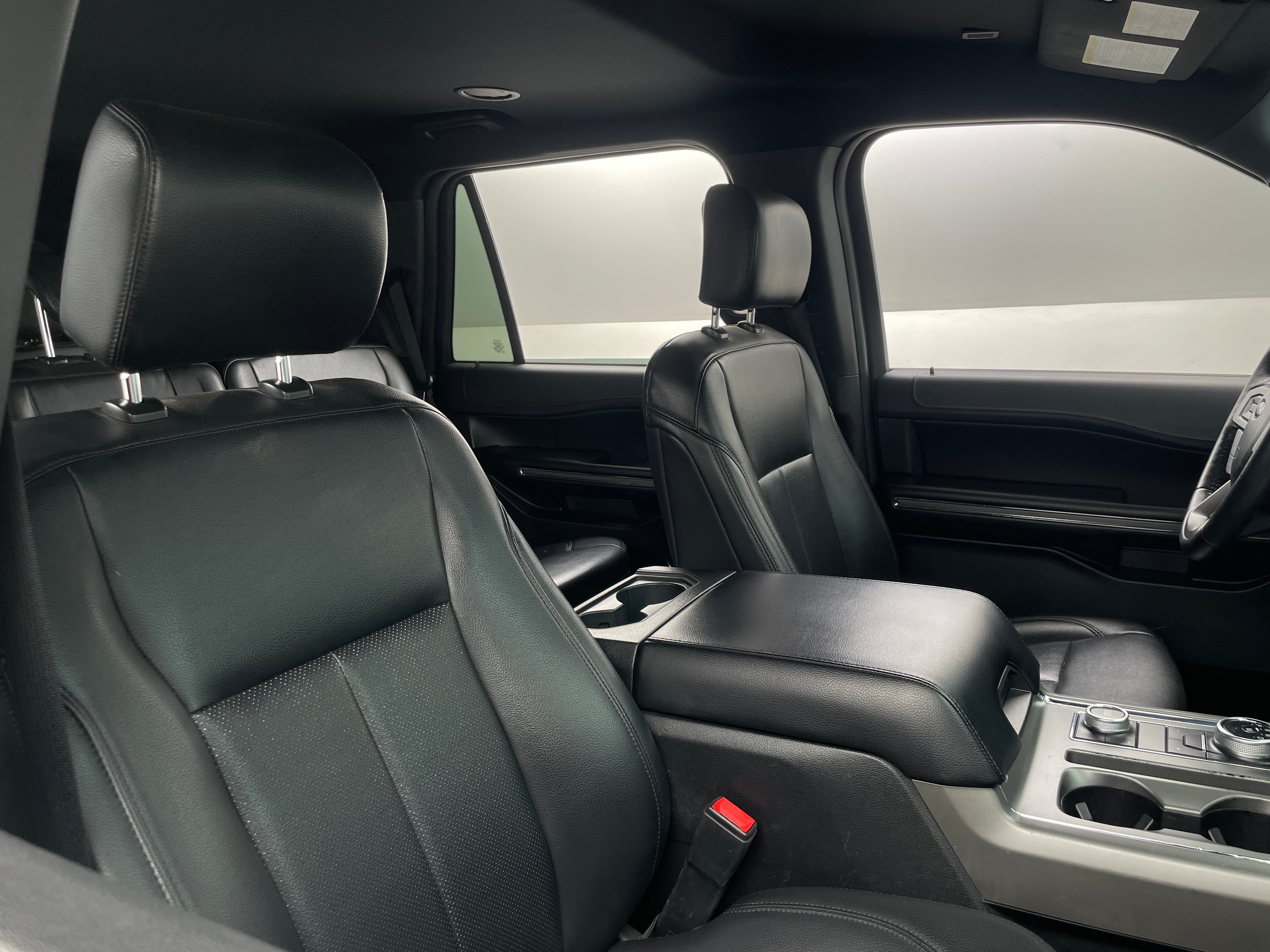 2019 Ford Expedition XLT 2