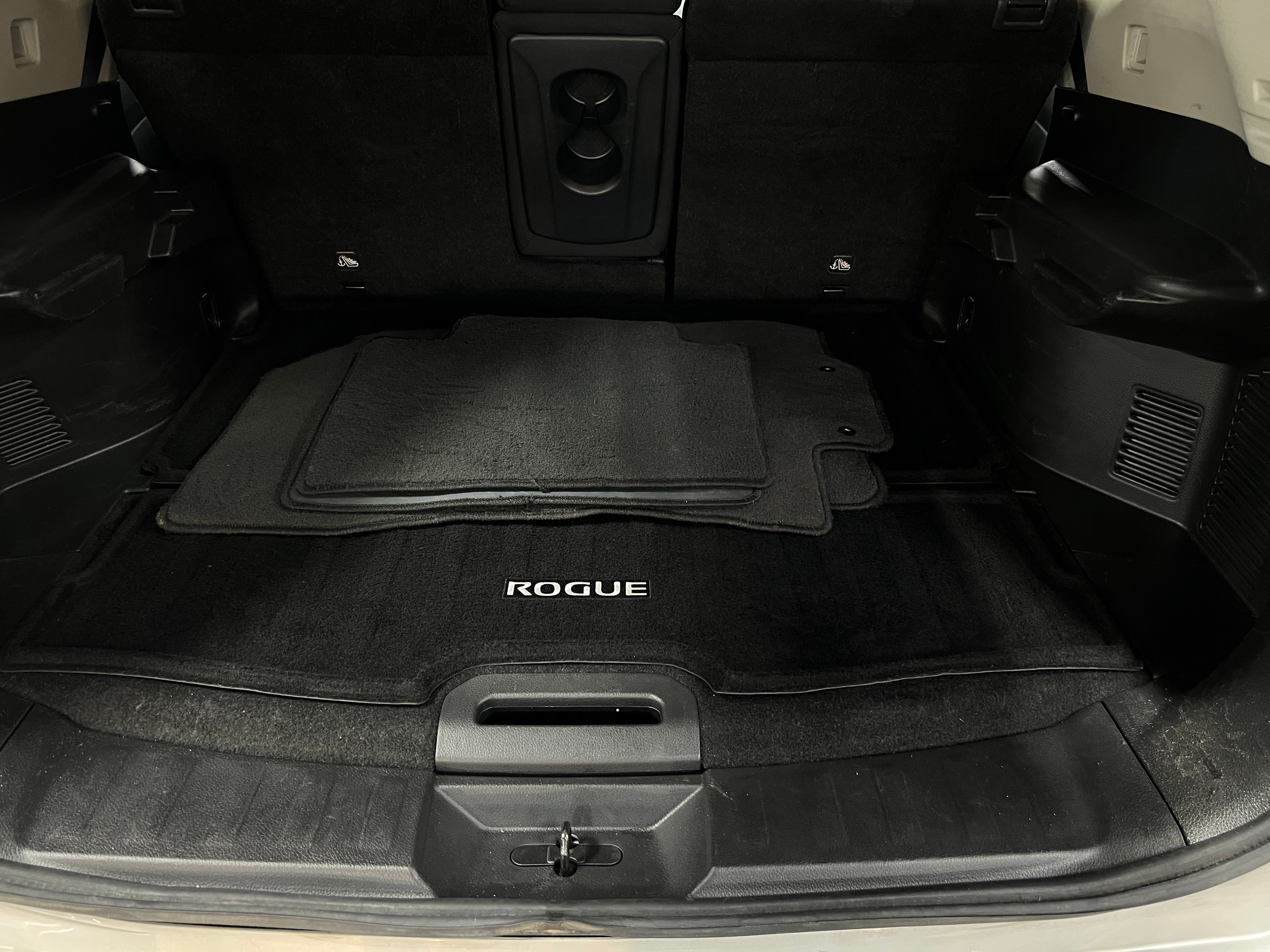 2018 Nissan Rogue SV 7