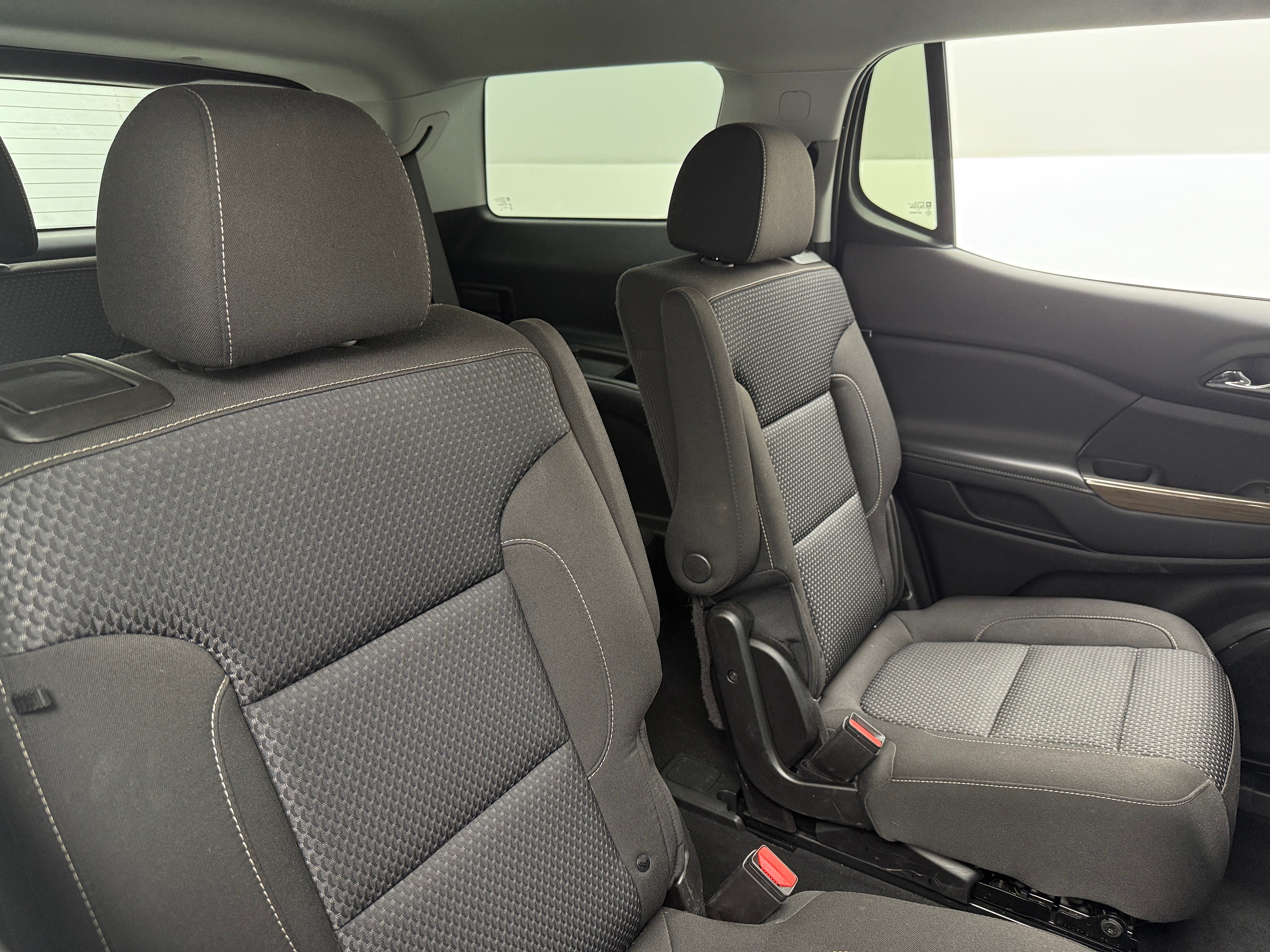 2023 GMC Acadia SLE 6