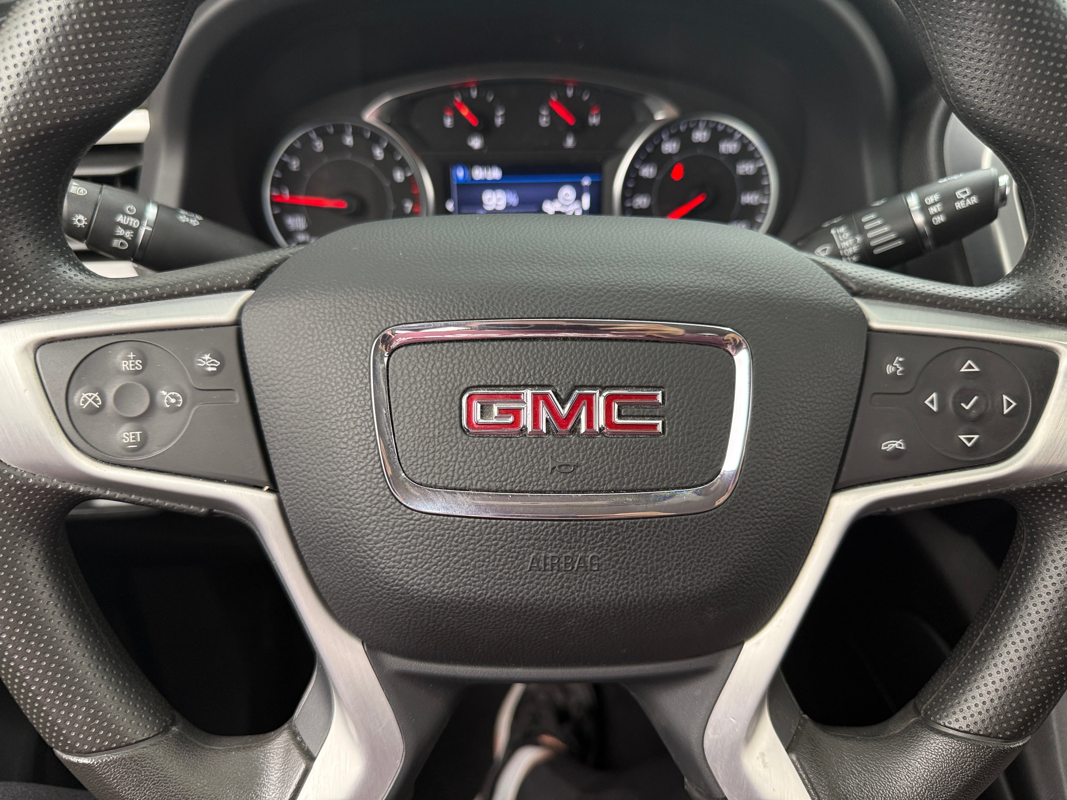 2023 GMC Acadia SLE 5