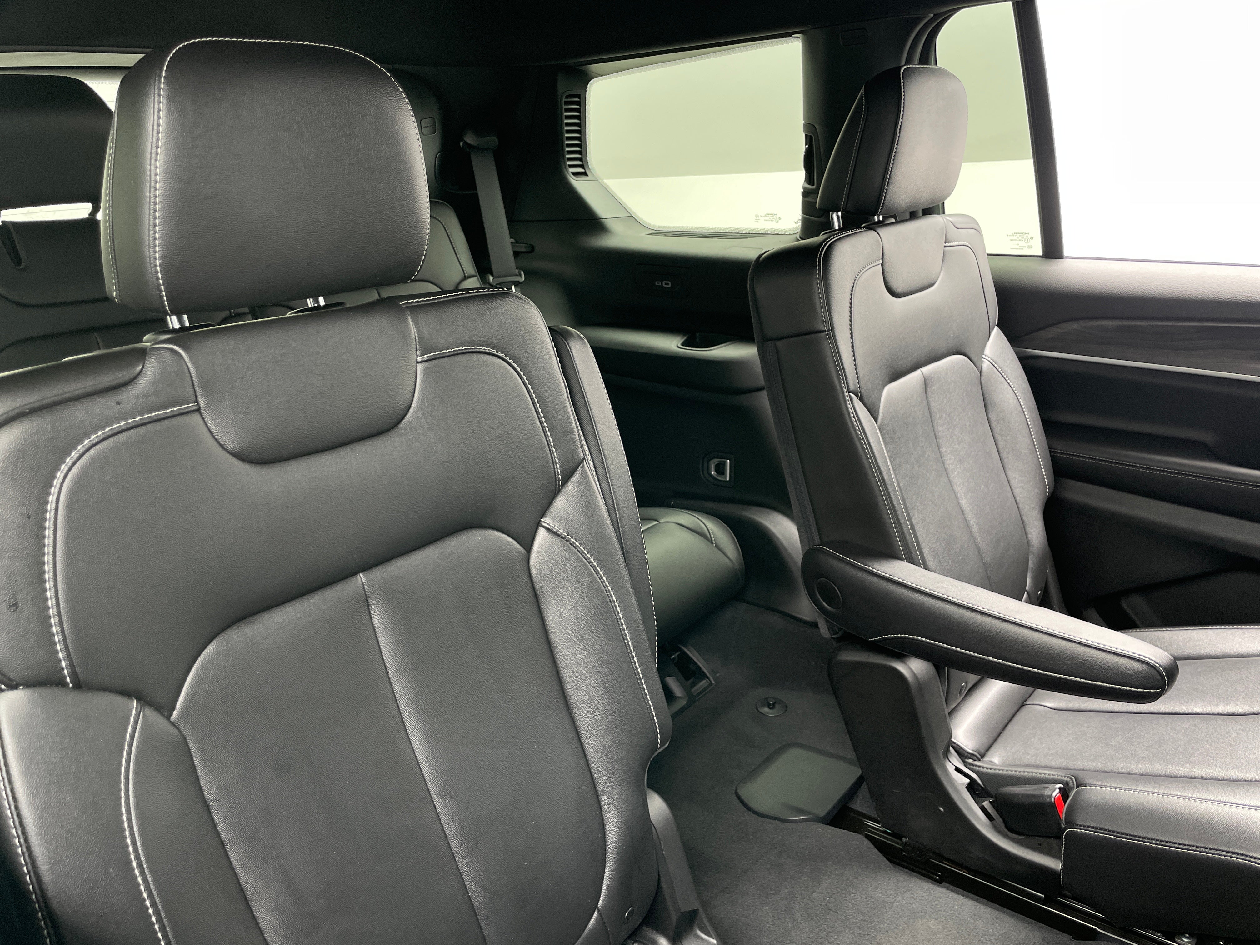 2024 Jeep Grand Cherokee L Limited Edition 5