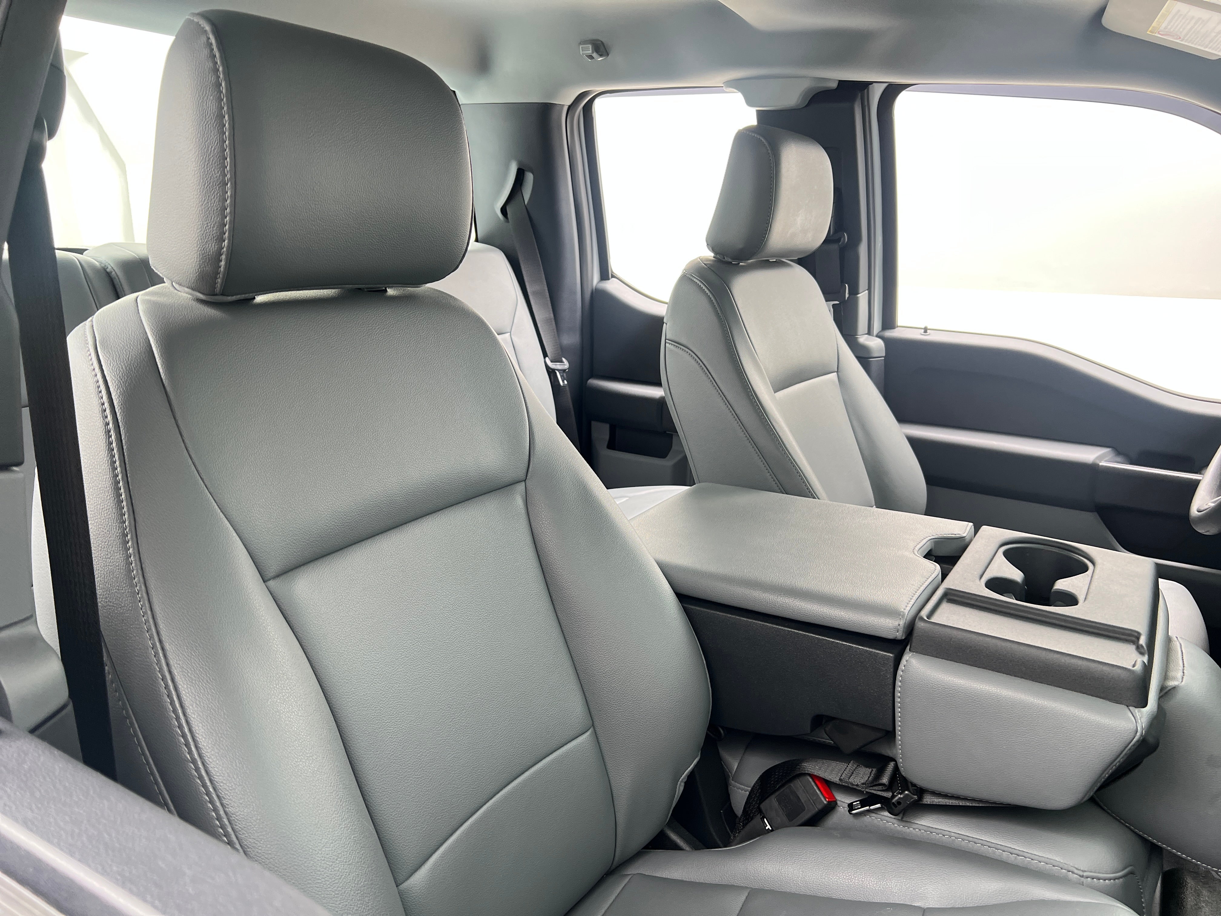 2023 Ford Econoline E-250 2