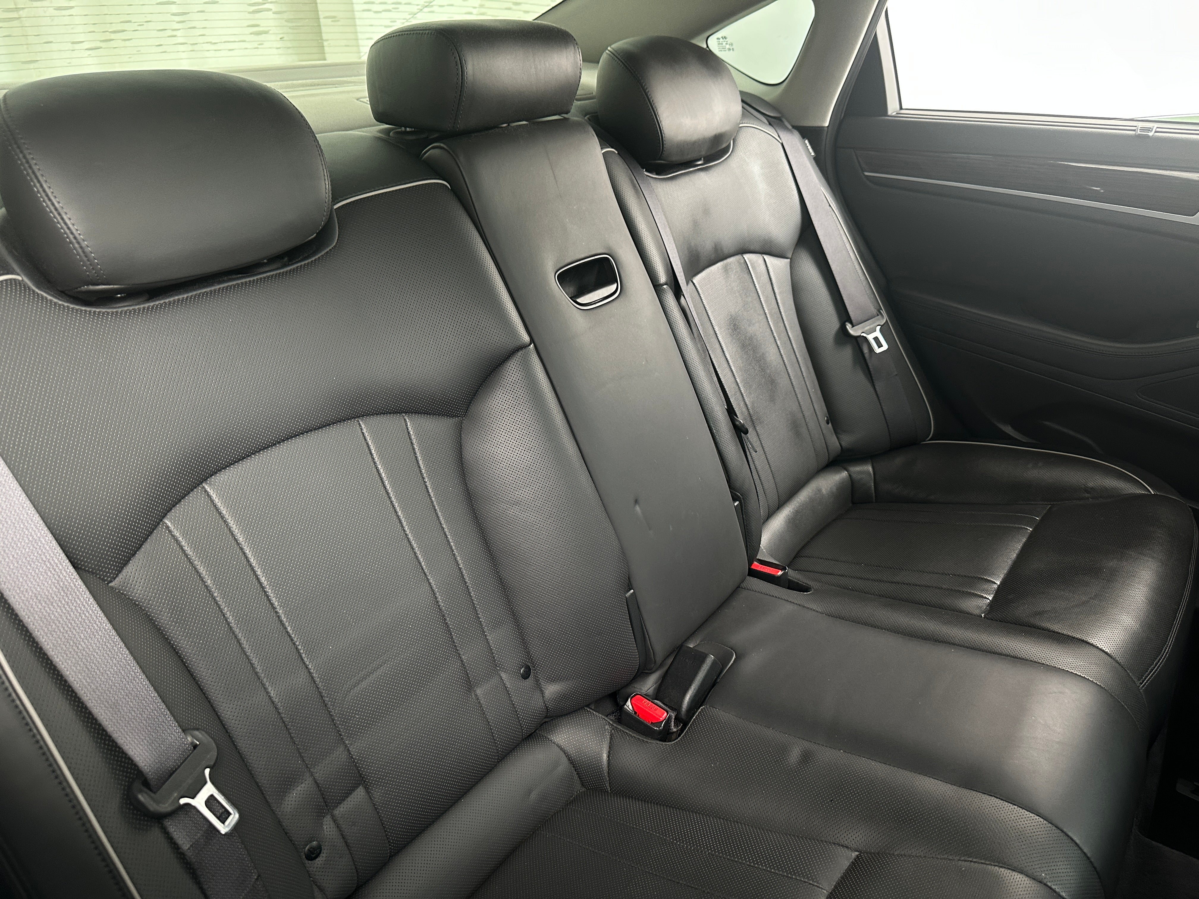 2016 Hyundai Genesis 3.8 5