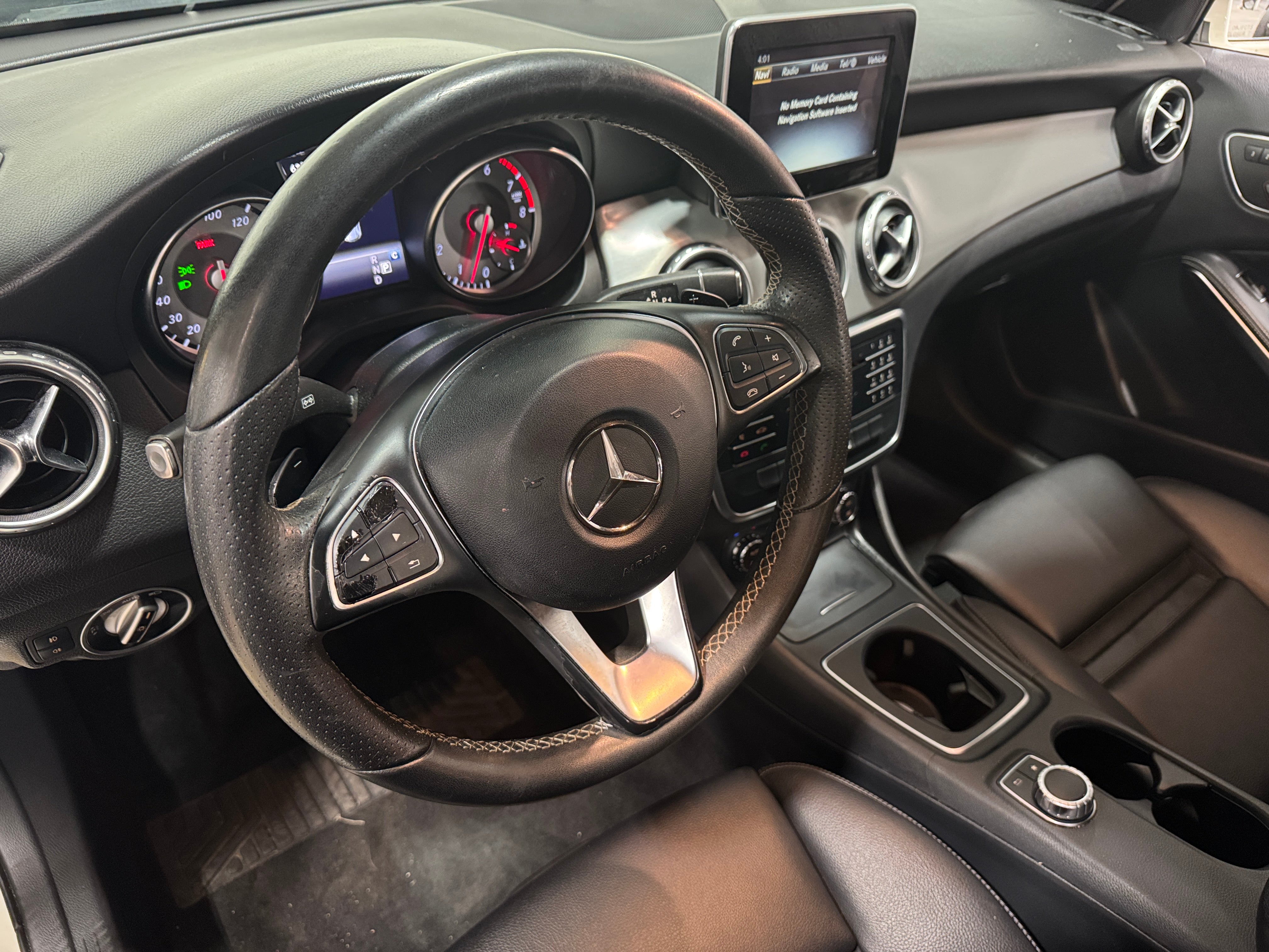 2017 Mercedes-Benz GLA 250 2