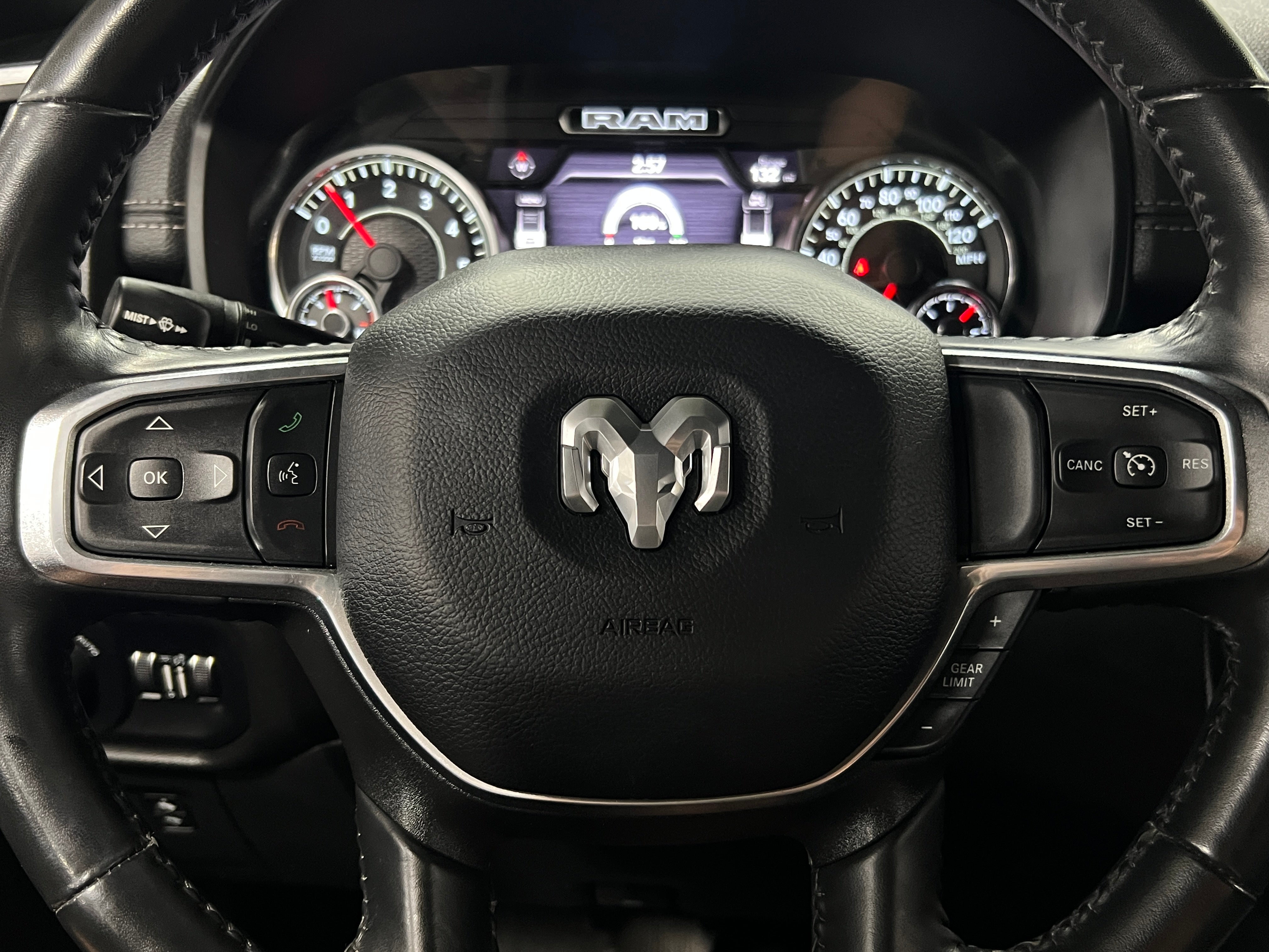 2023 RAM 1500 Laramie 5