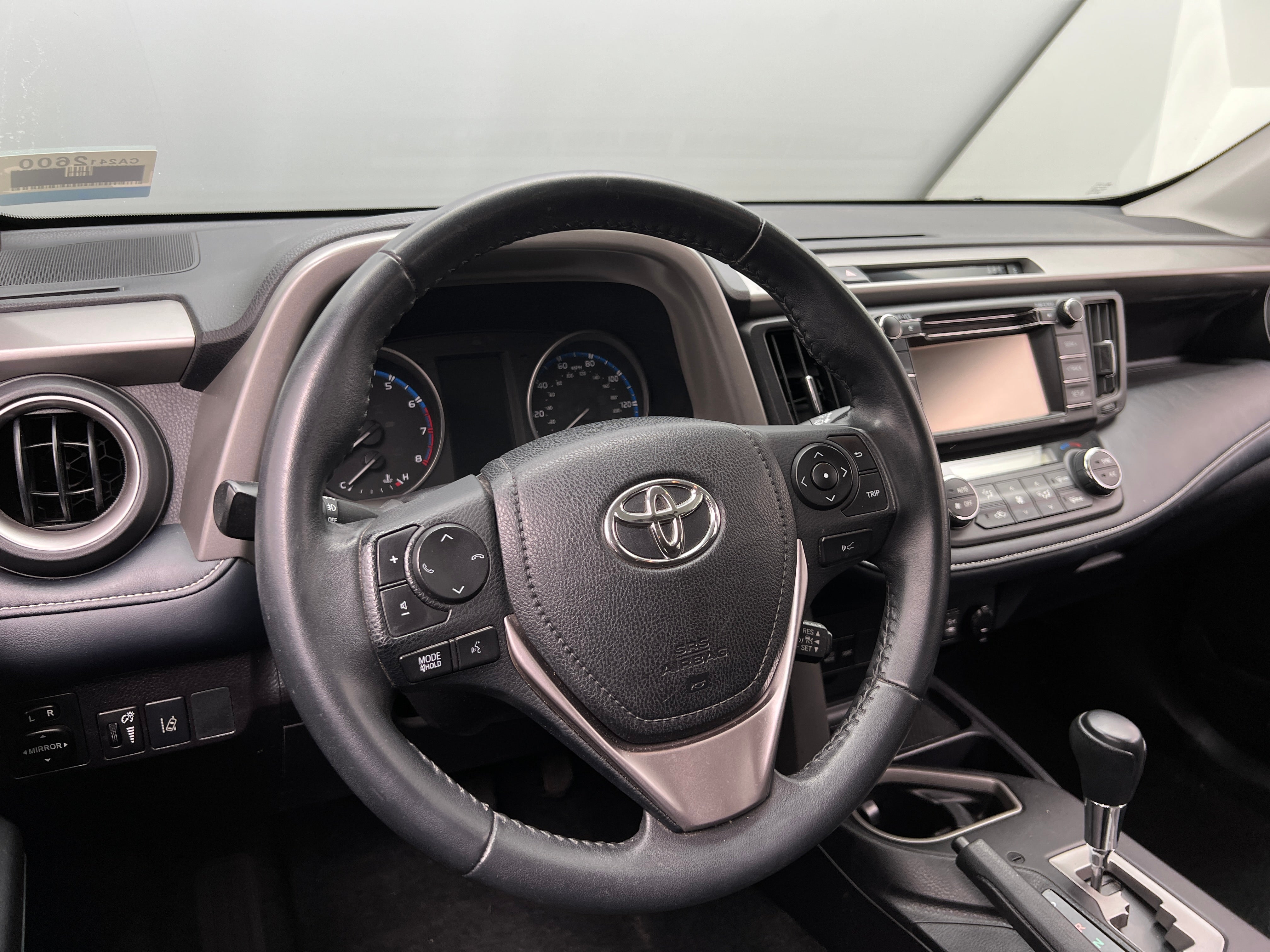 2018 Toyota RAV4 XLE 5