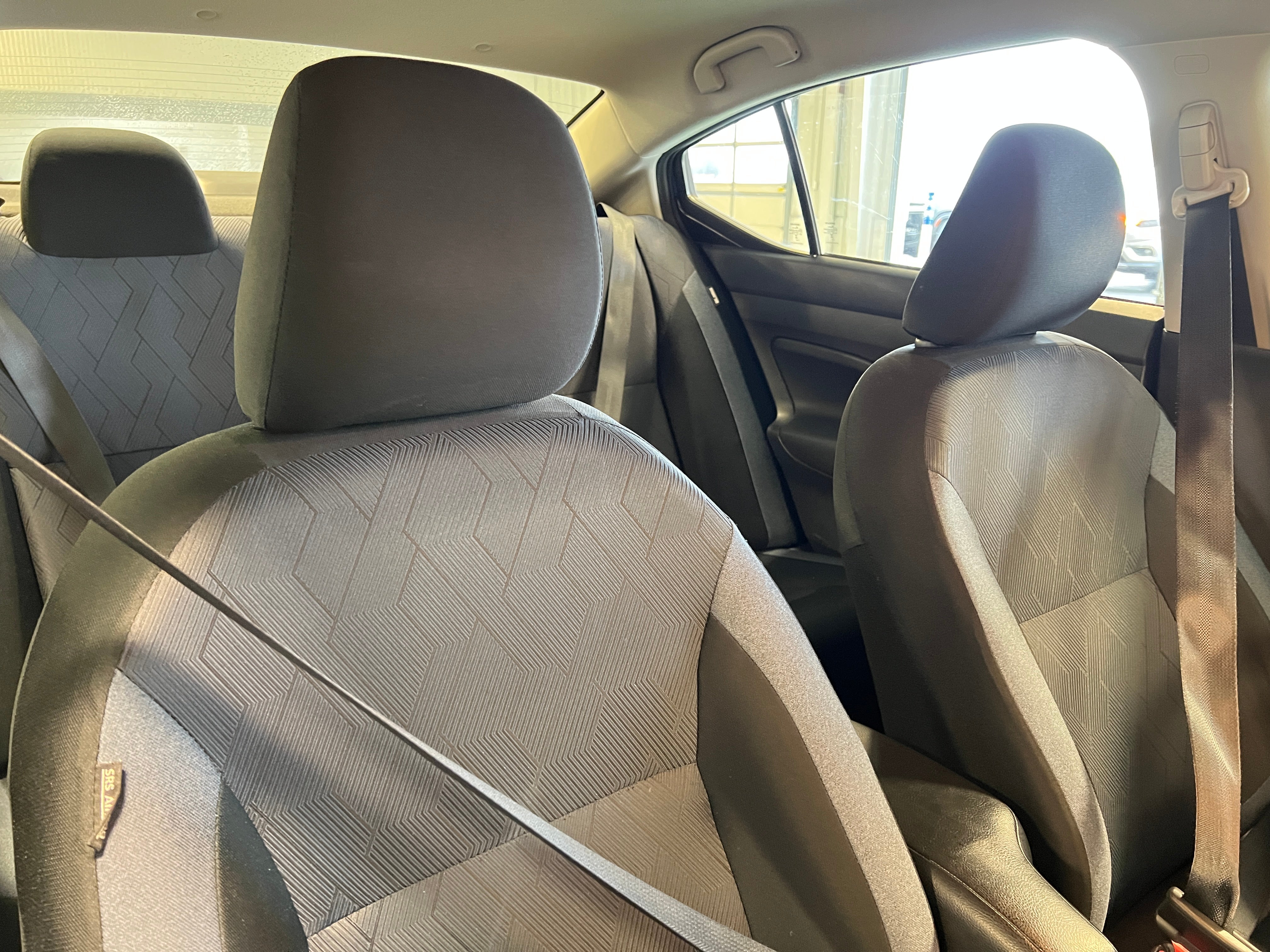 2023 Nissan Versa SV 2