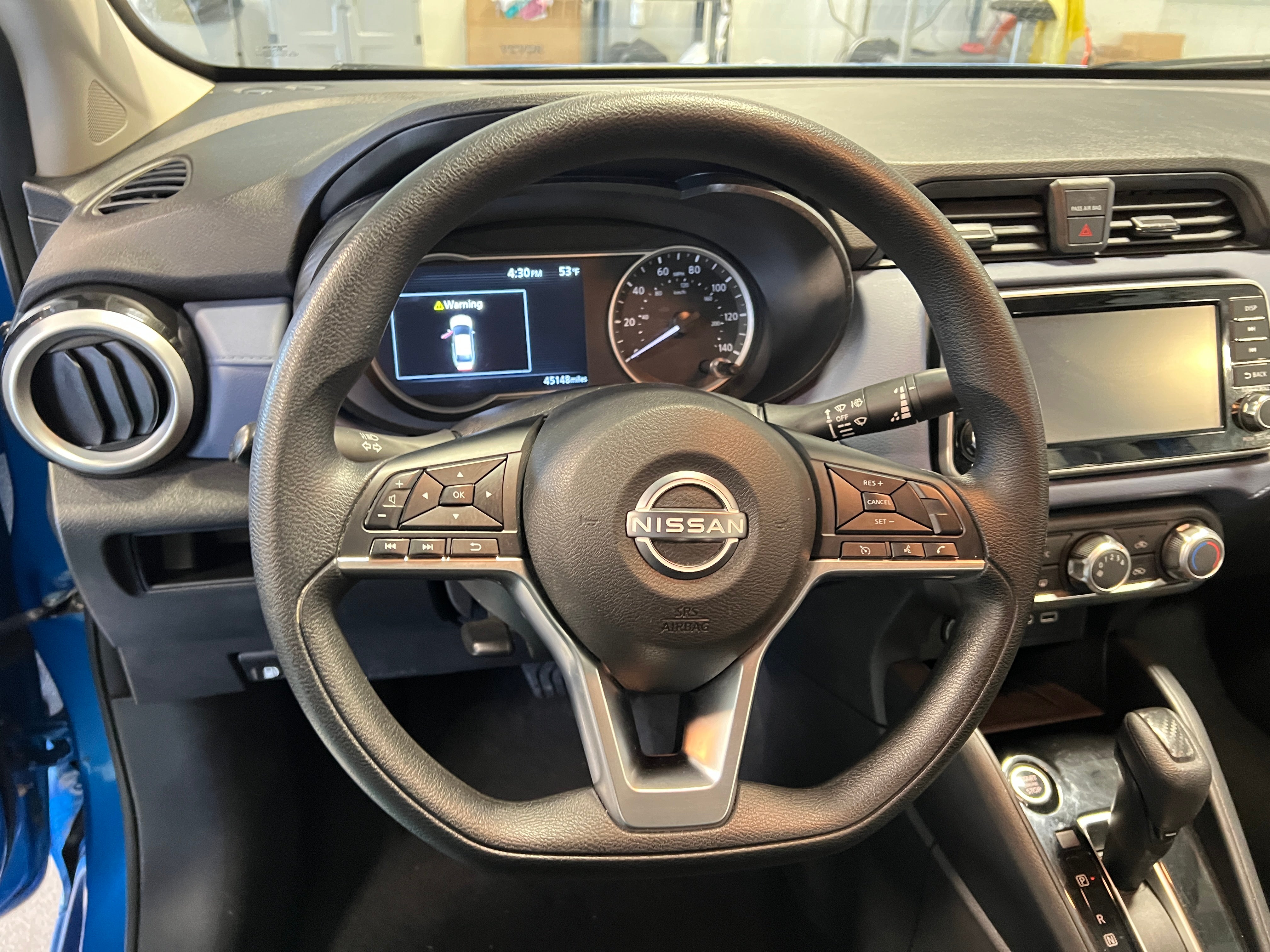 2023 Nissan Versa SV 5