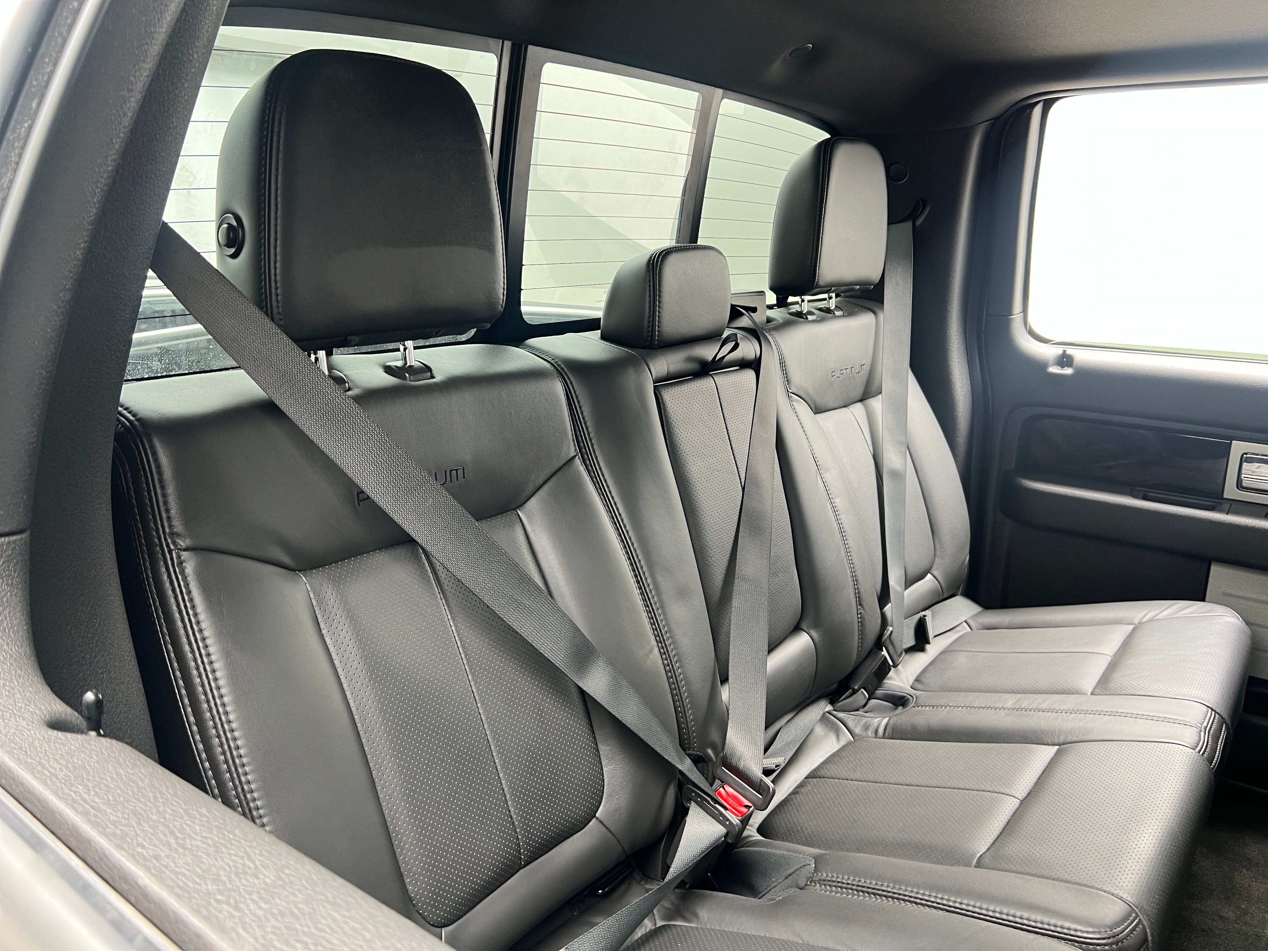 2013 Ford Econoline E-150 5