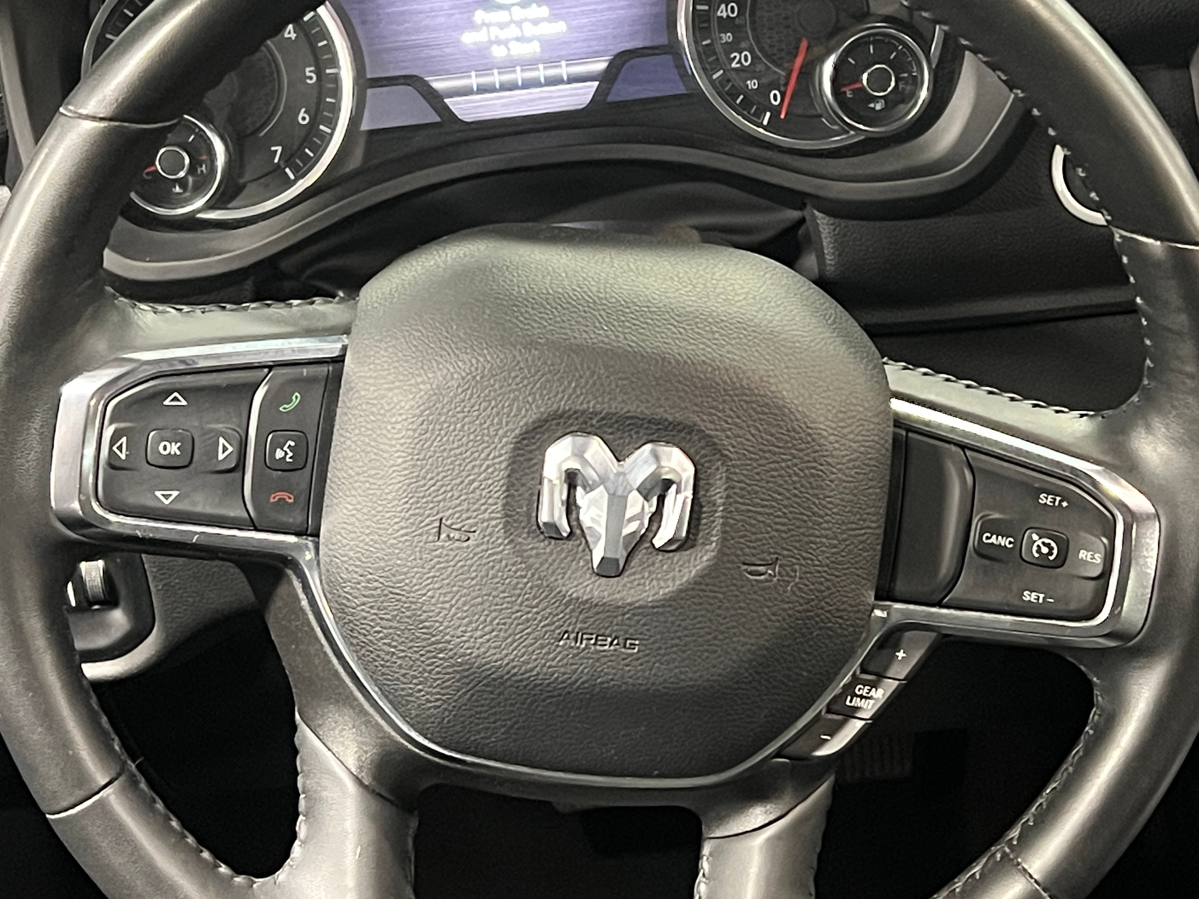 2024 RAM 1500 Laramie 4