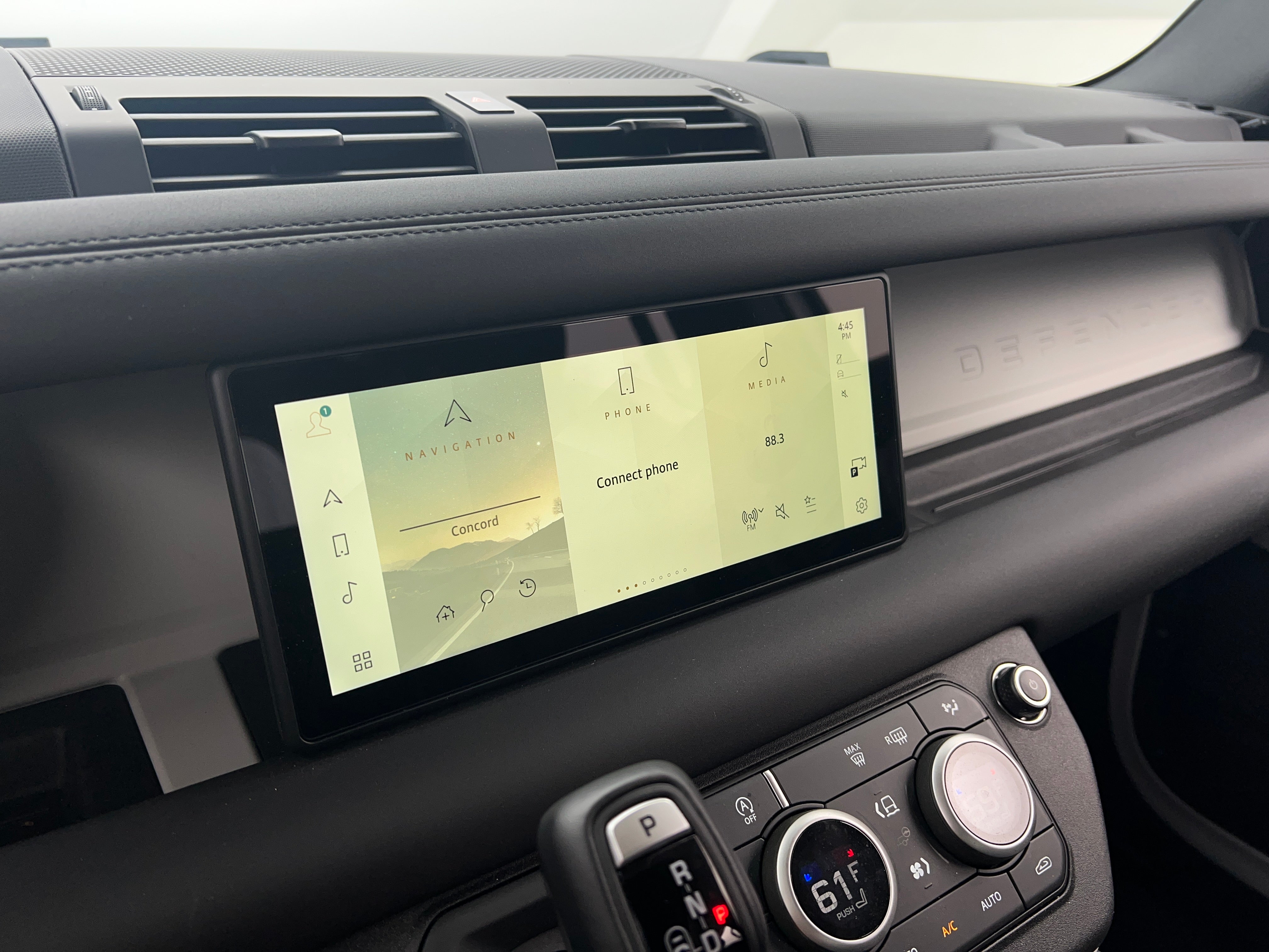 2024 Land Rover Defender 110 3