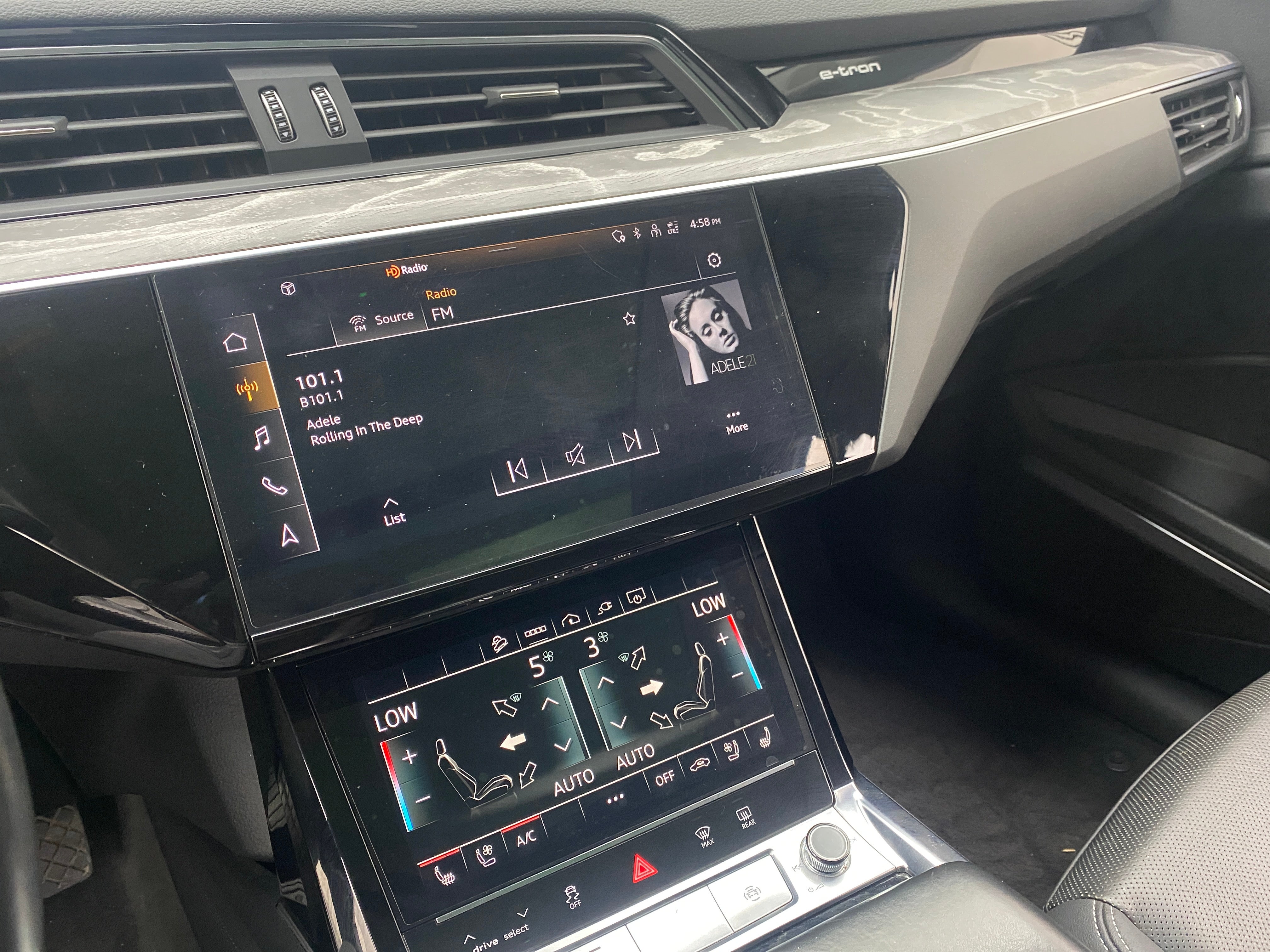 2021 Audi e-tron S Premium Plus 3