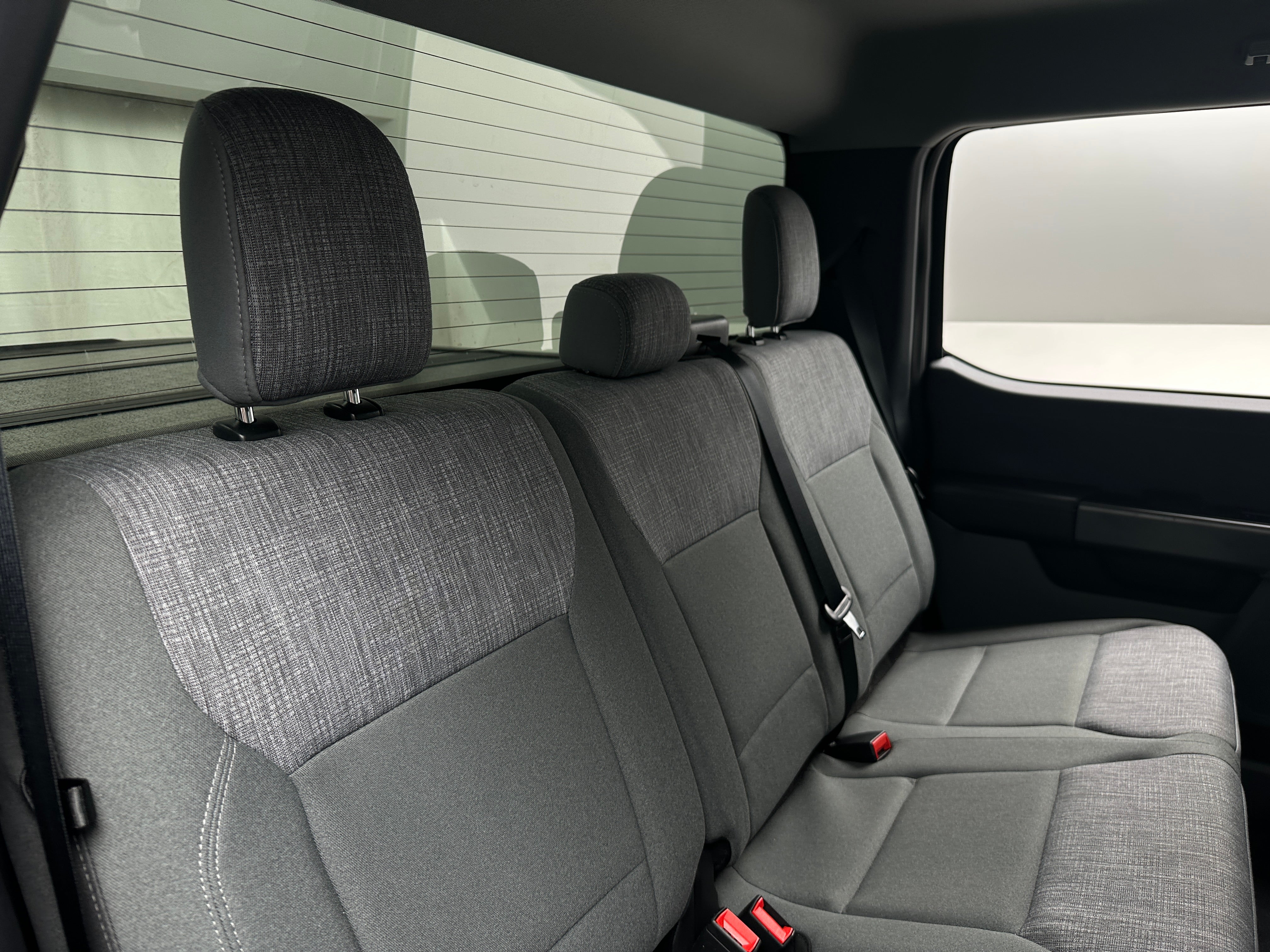 2023 Ford F-150 Lightning XLT 6