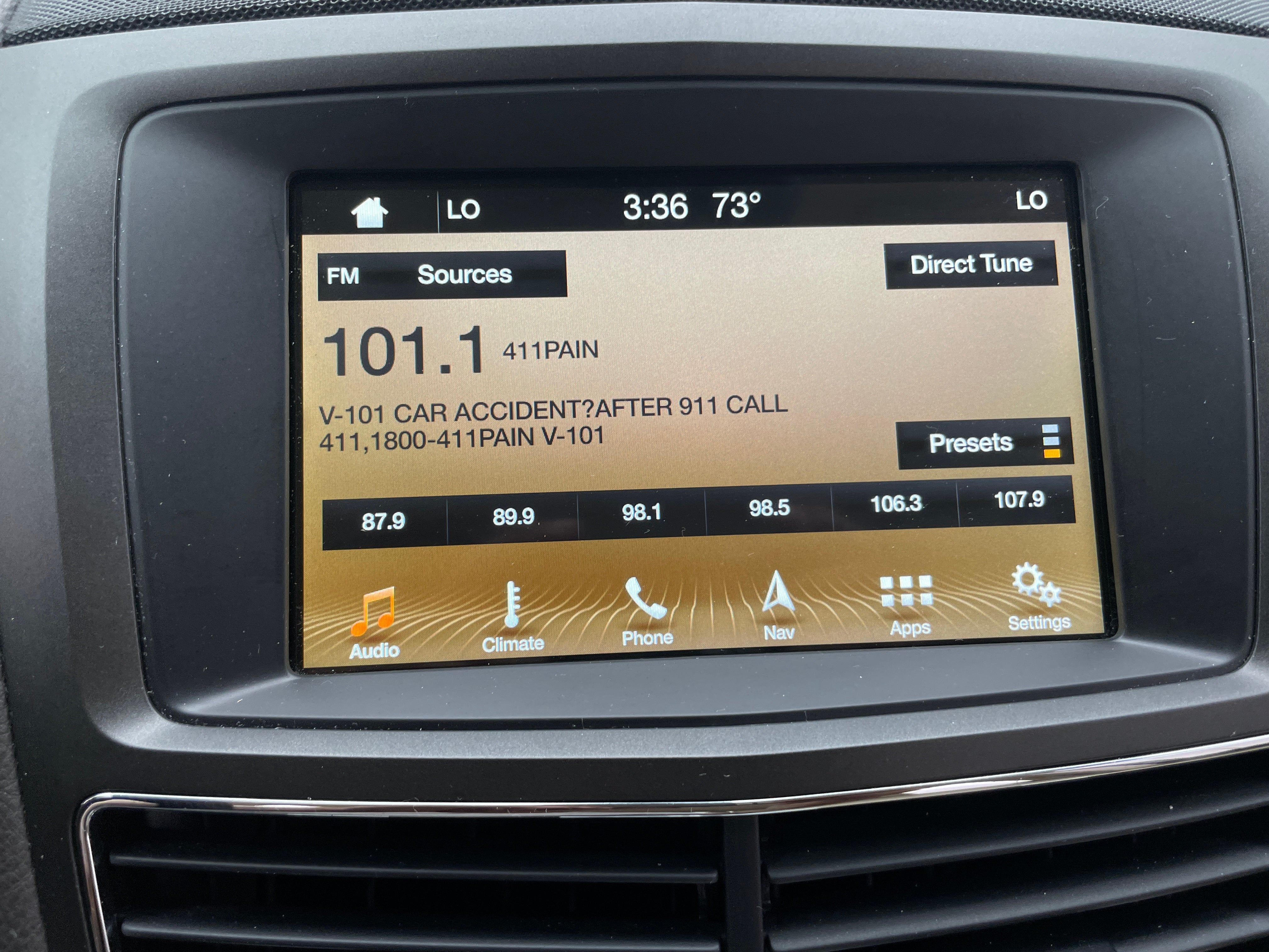 2019 Lincoln MKT  3