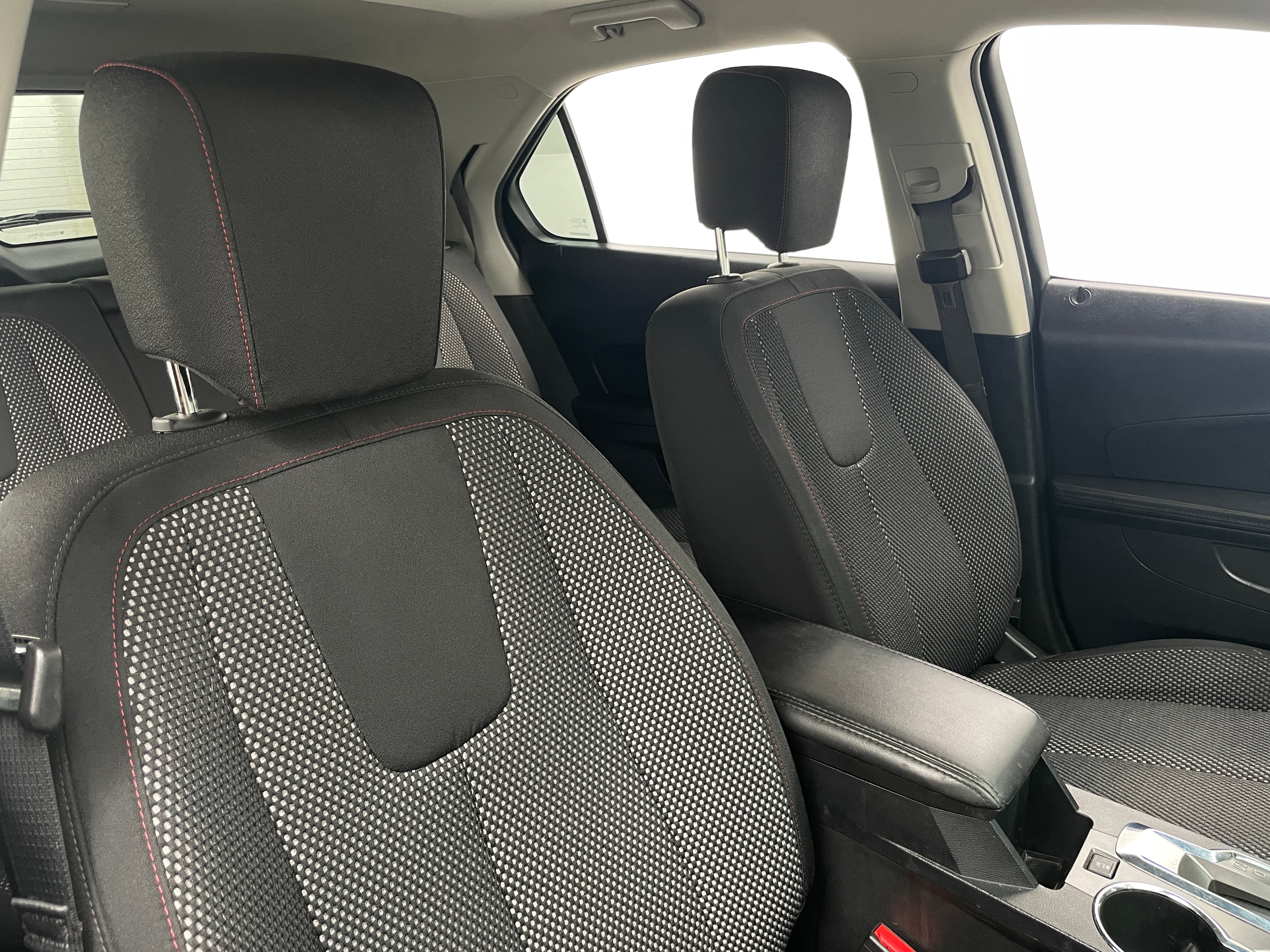 2016 Chevrolet Equinox LT 2