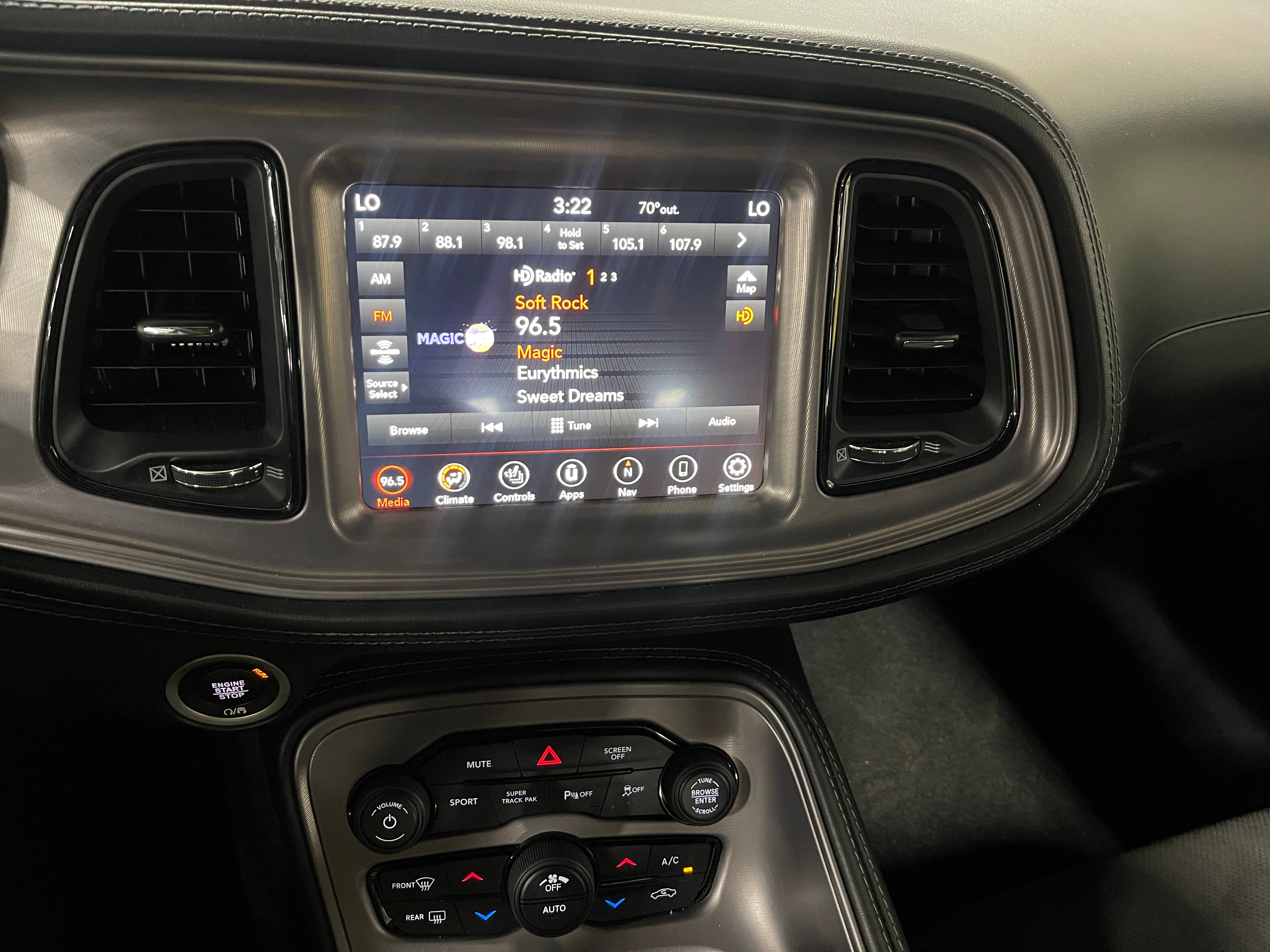 2023 Dodge Challenger R/T 3