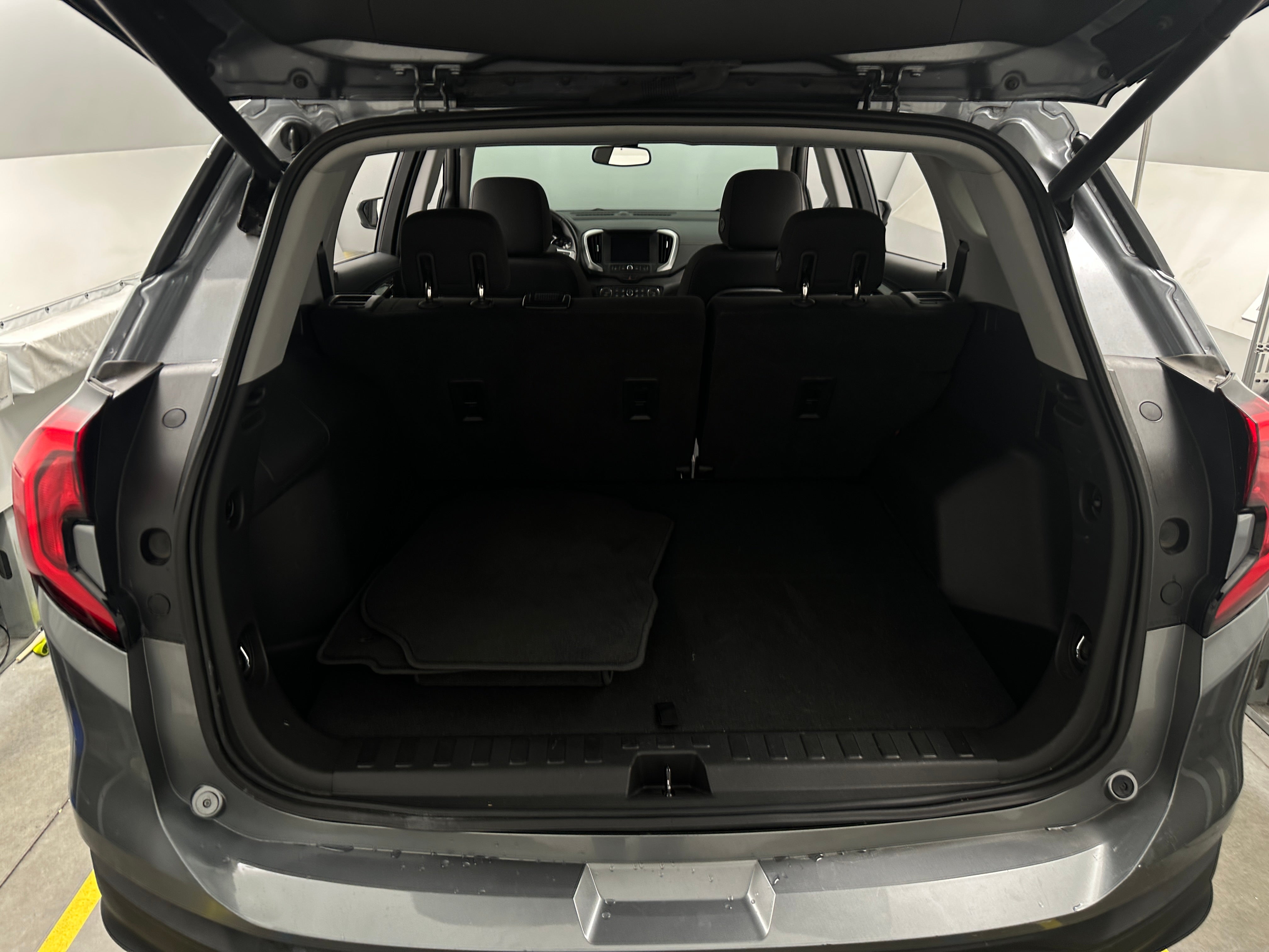 2020 GMC Terrain SLE 7