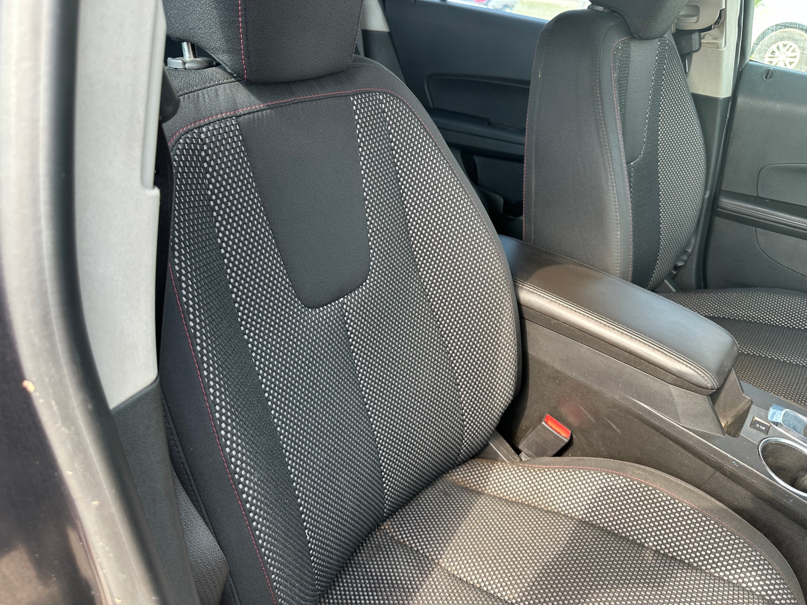 Thumbnail: 2016 Chevrolet Equinox - 2