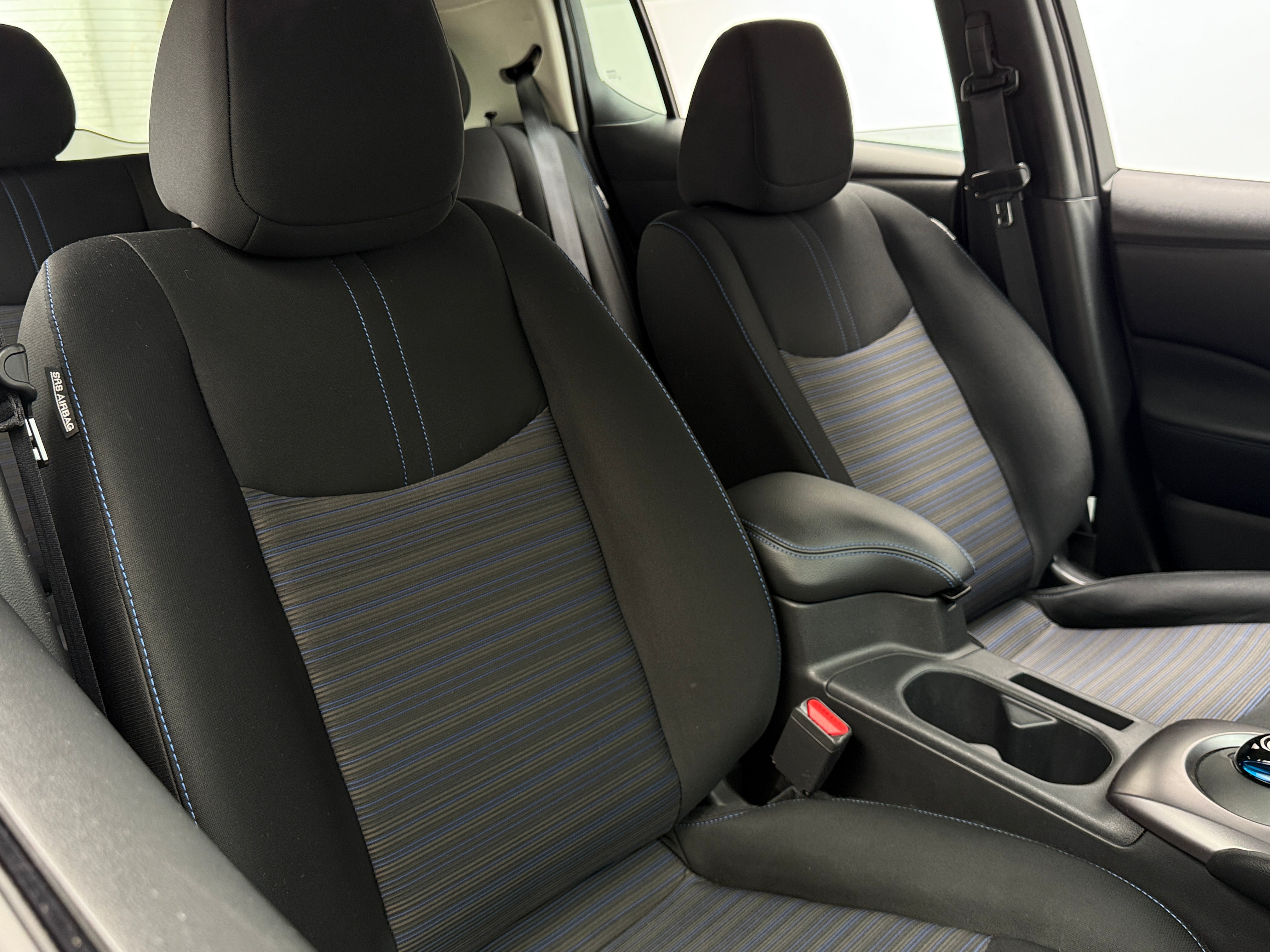 2023 Nissan Leaf S 2