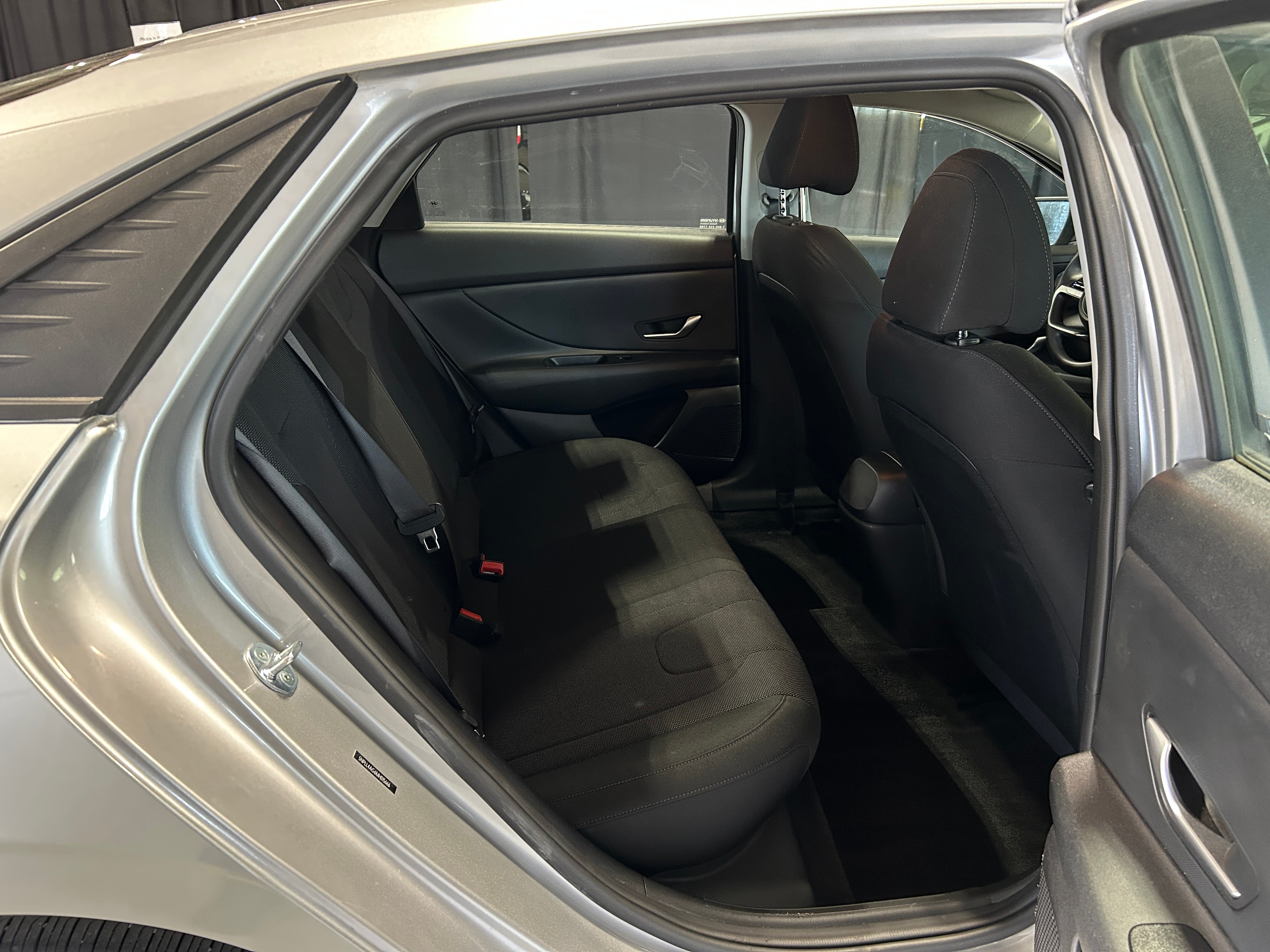 2021 Hyundai Elantra SE 6