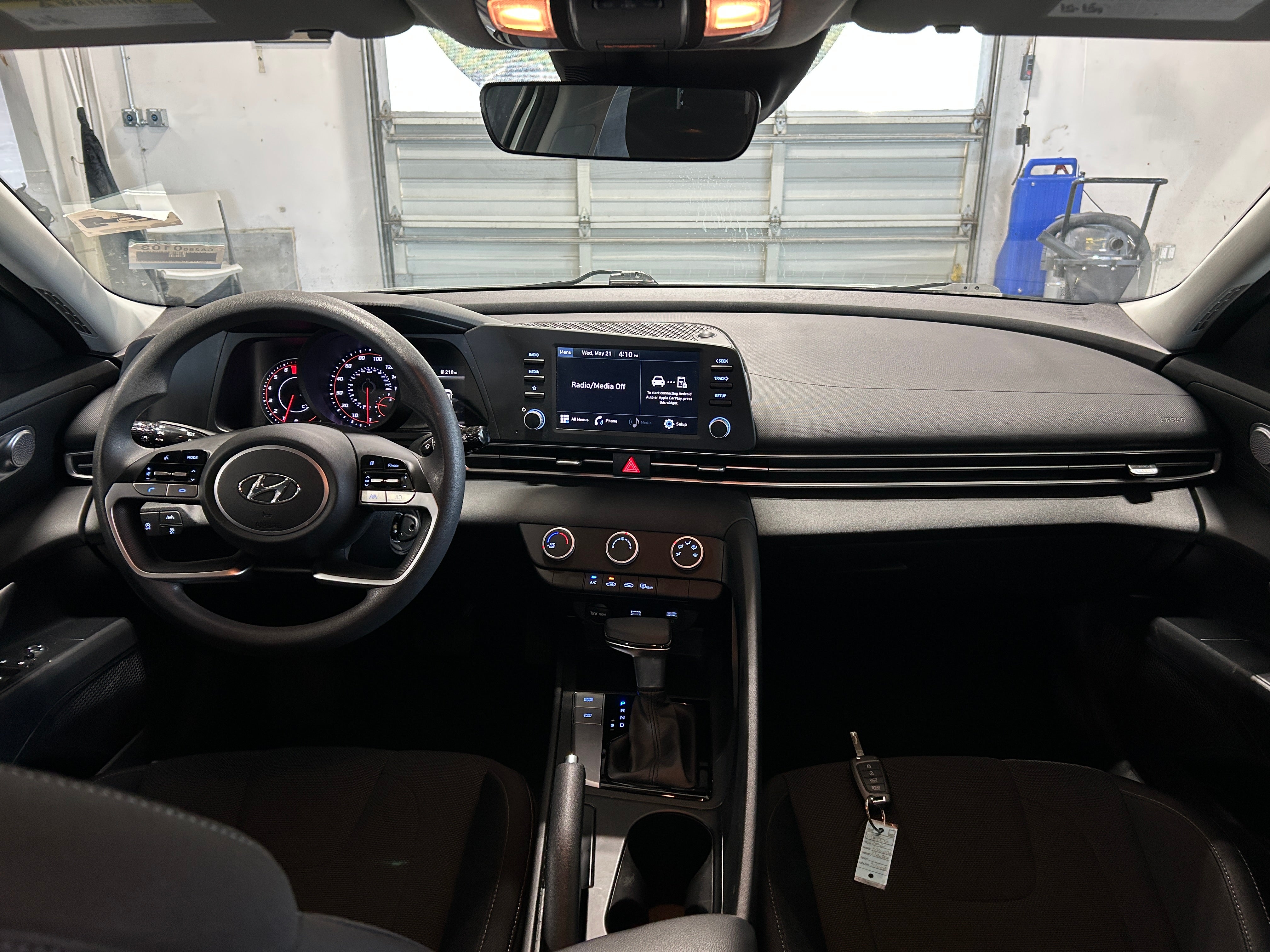 2021 Hyundai Elantra SE 3