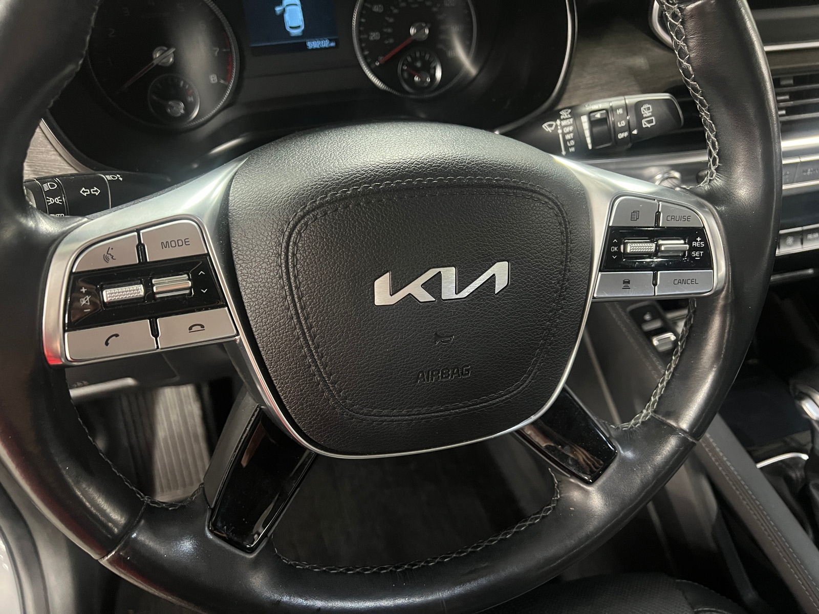 Thumbnail: 2022 Kia Telluride - 4