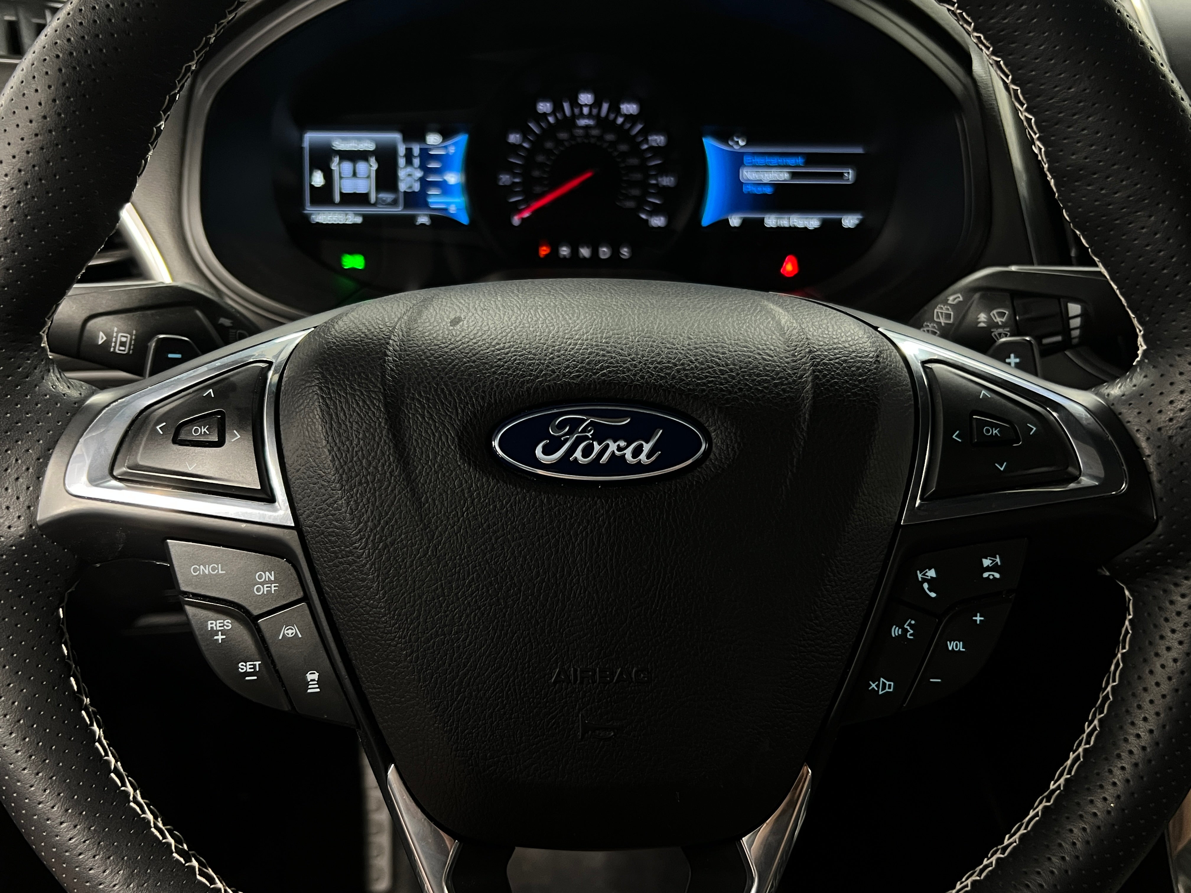 2022 Ford Edge ST 4