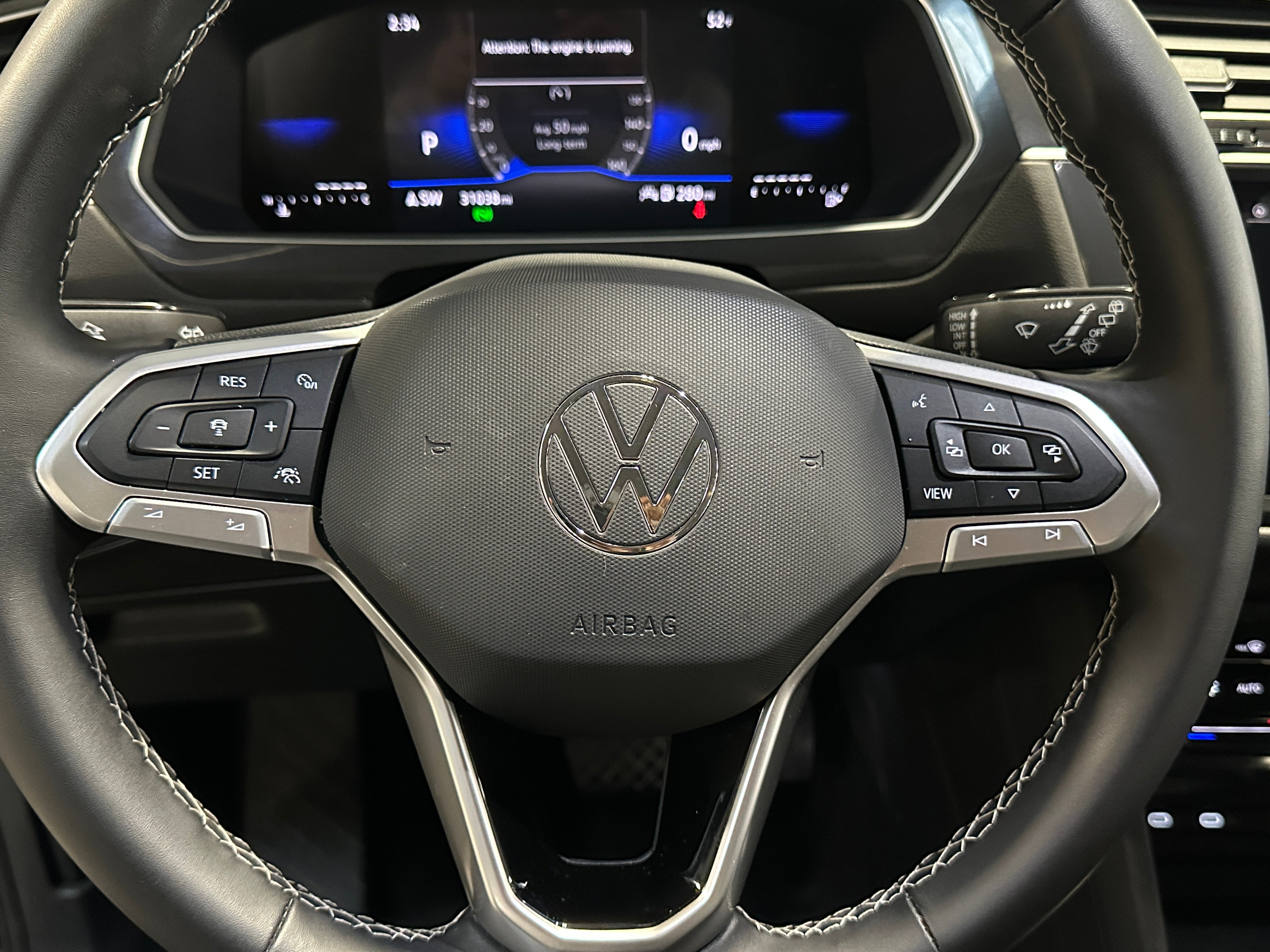 2024 Volkswagen Tiguan SE 4
