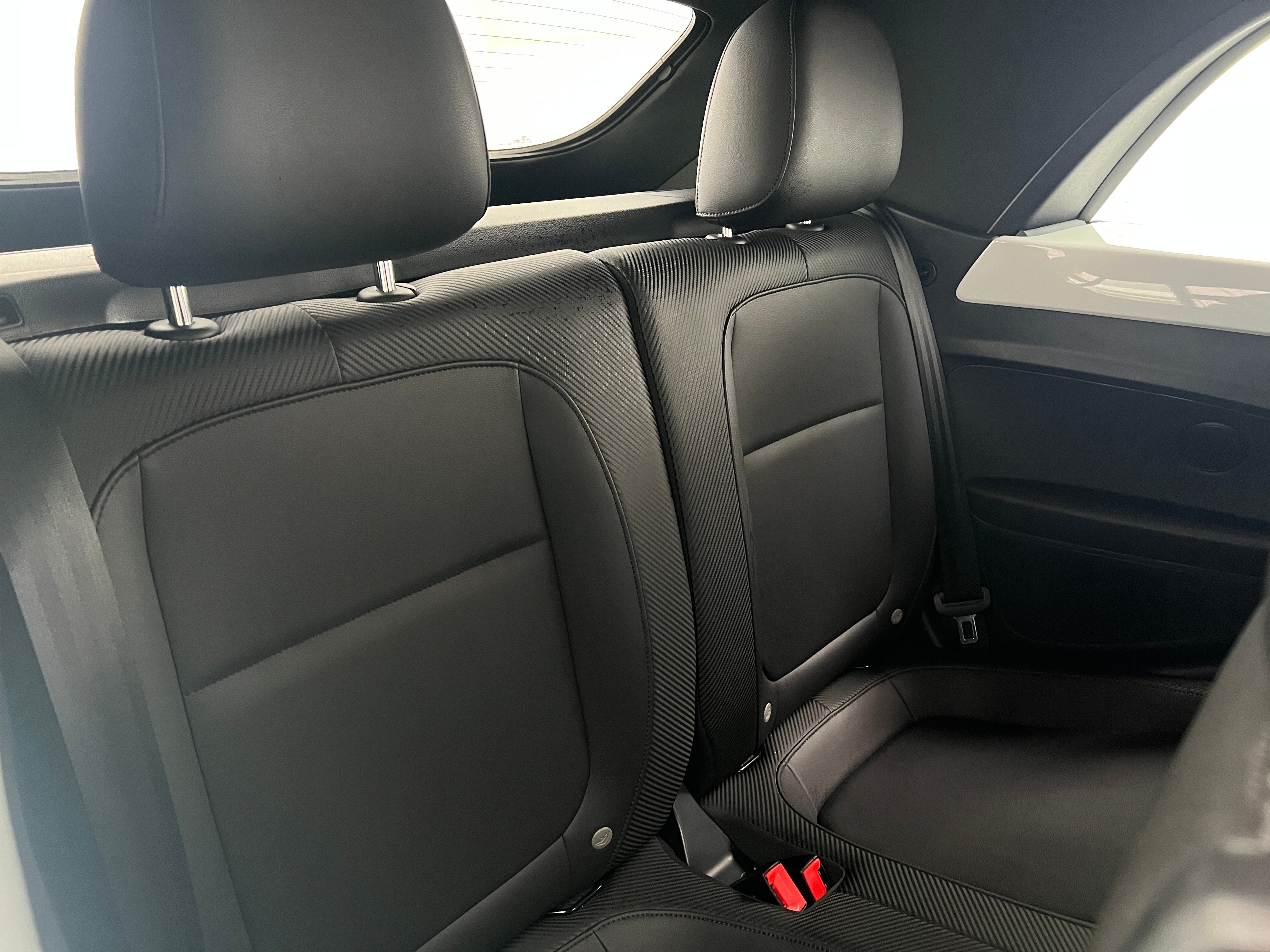 2018 Volkswagen Beetle S 6