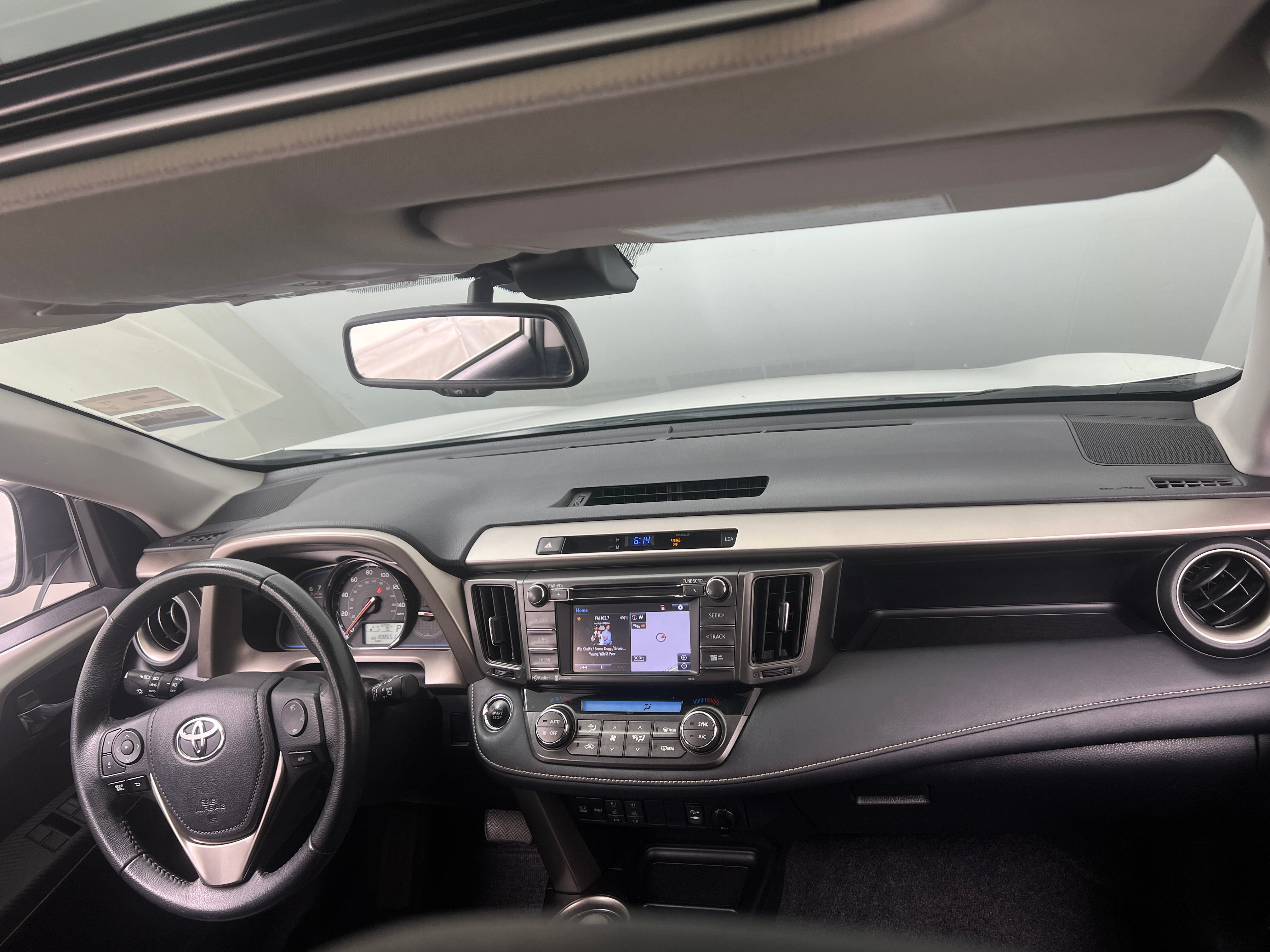2015 Toyota RAV4 Limited 2