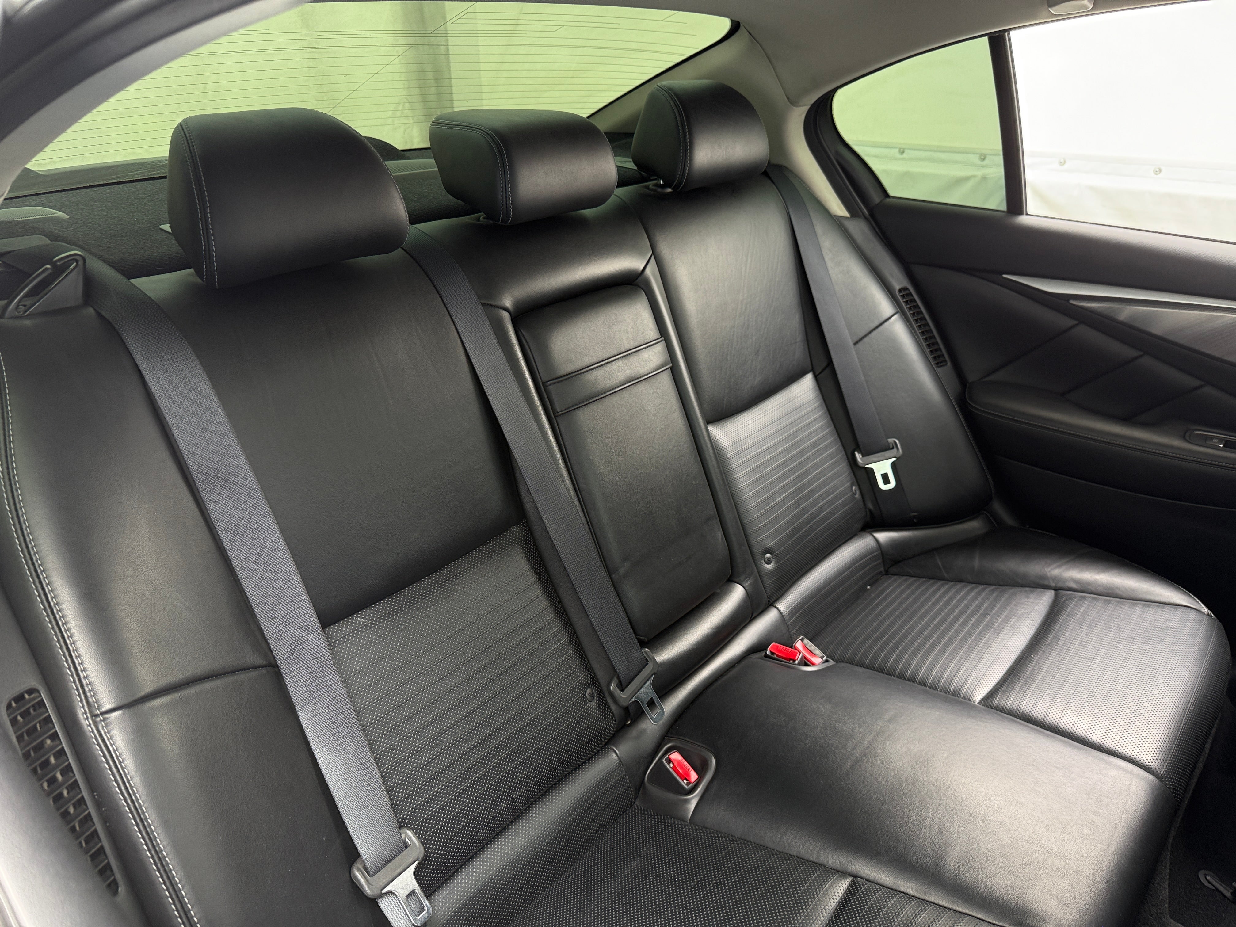 2015 INFINITI Q50  5