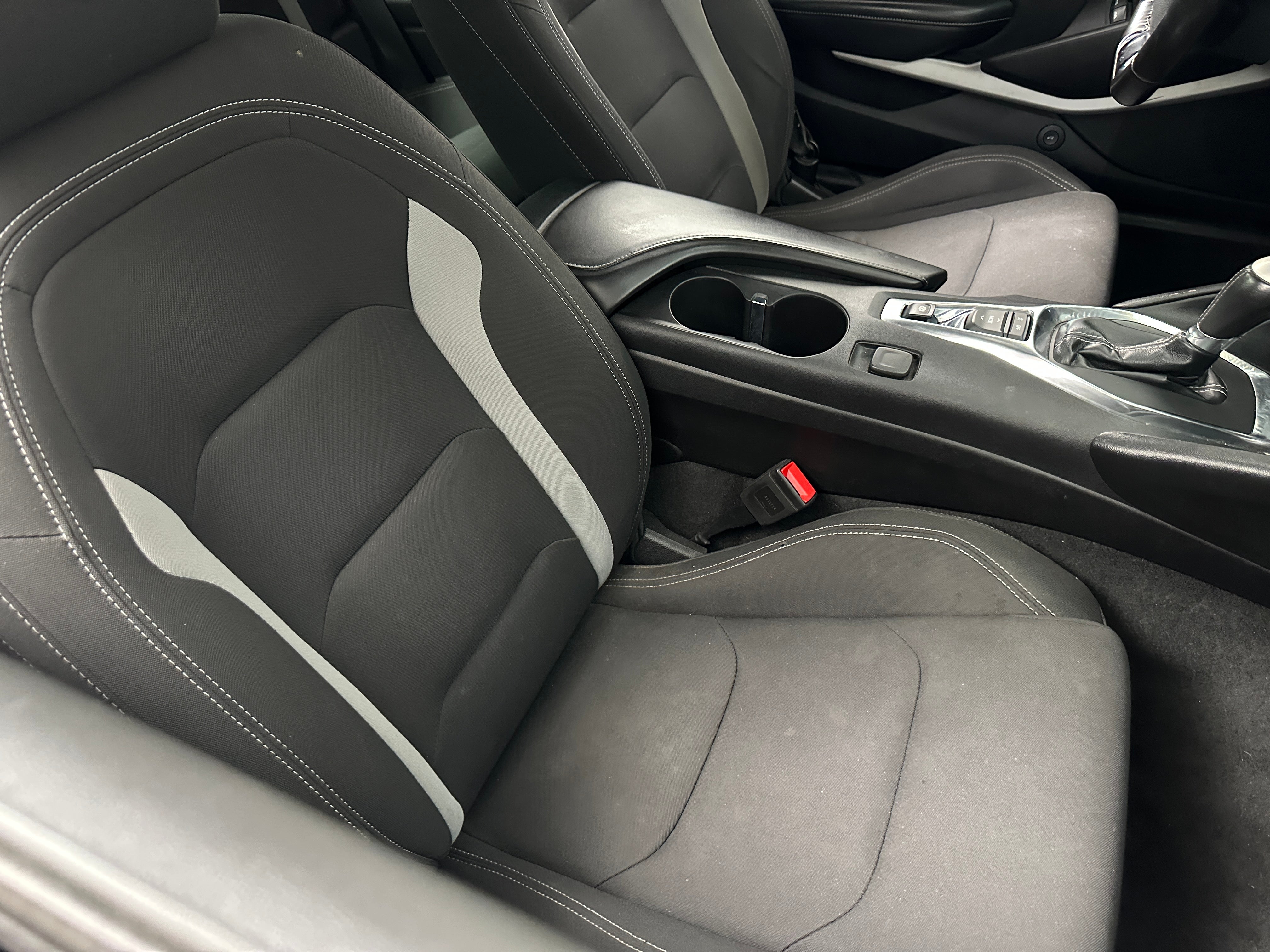 2018 Chevrolet Camaro LT 2