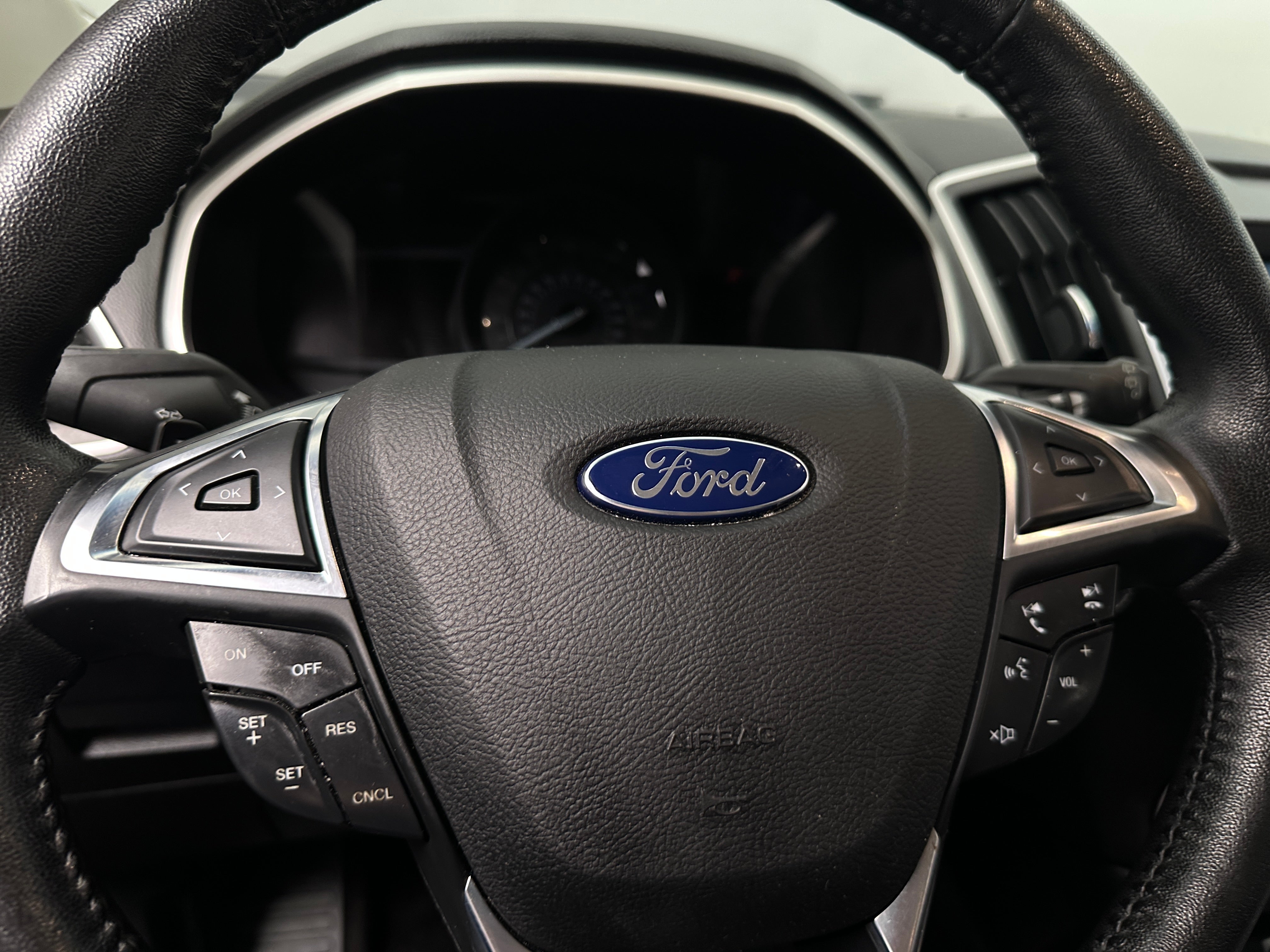 2017 Ford Edge SEL 4