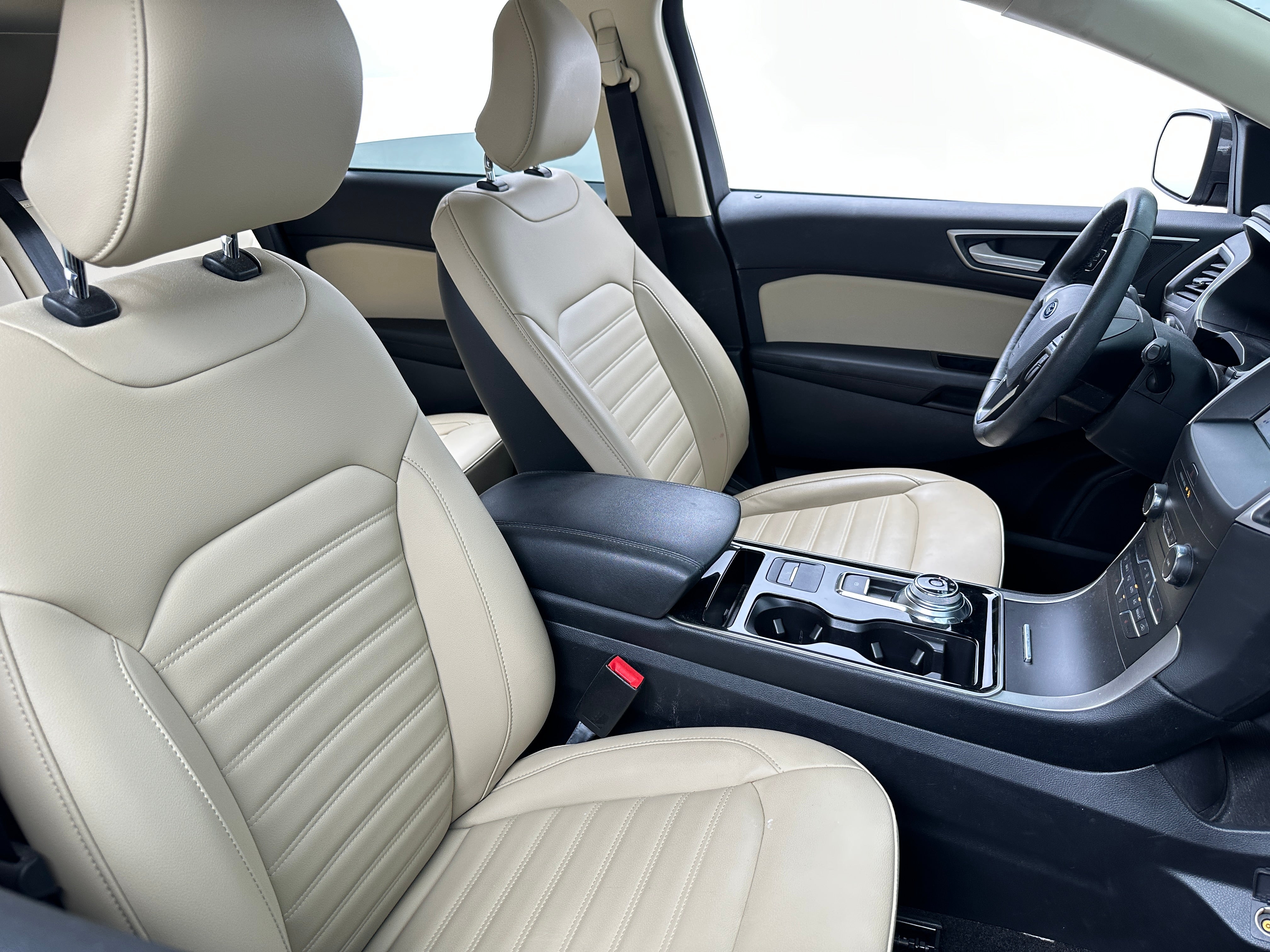 2019 Ford Edge SEL 2